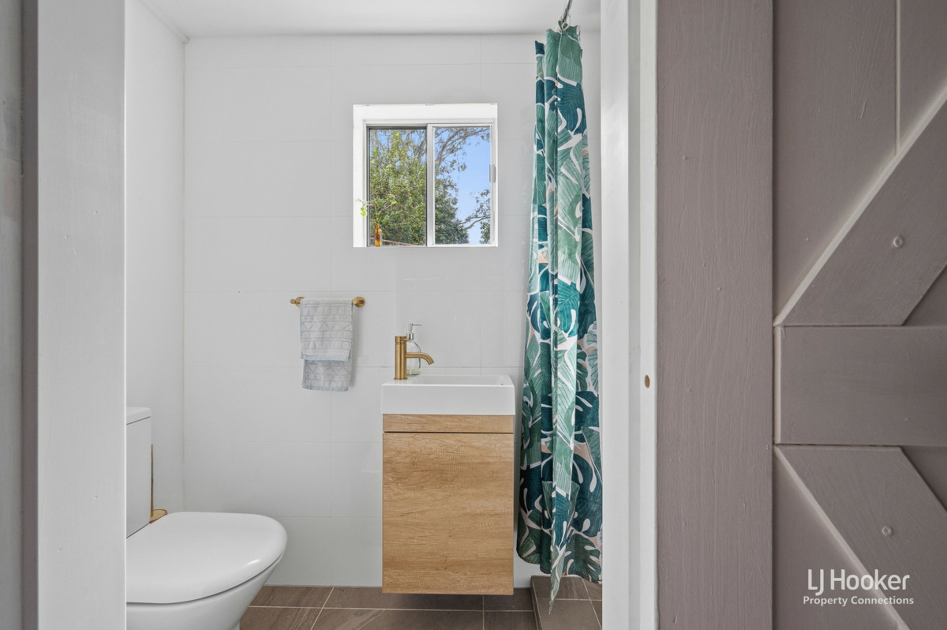 22 Bunya Park Drive — photo 7 of 26