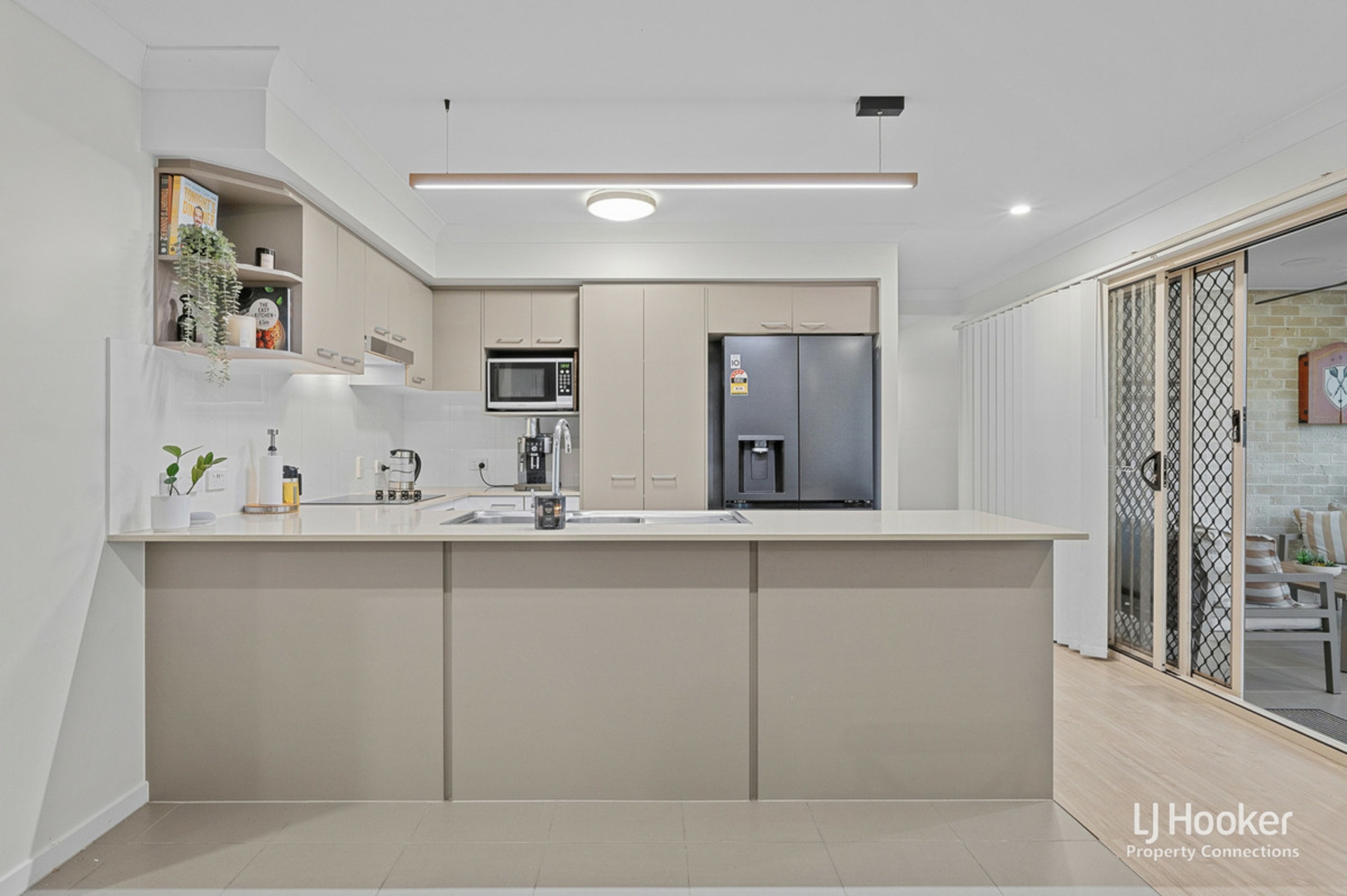 18 Fodora Place — photo 3 of 26