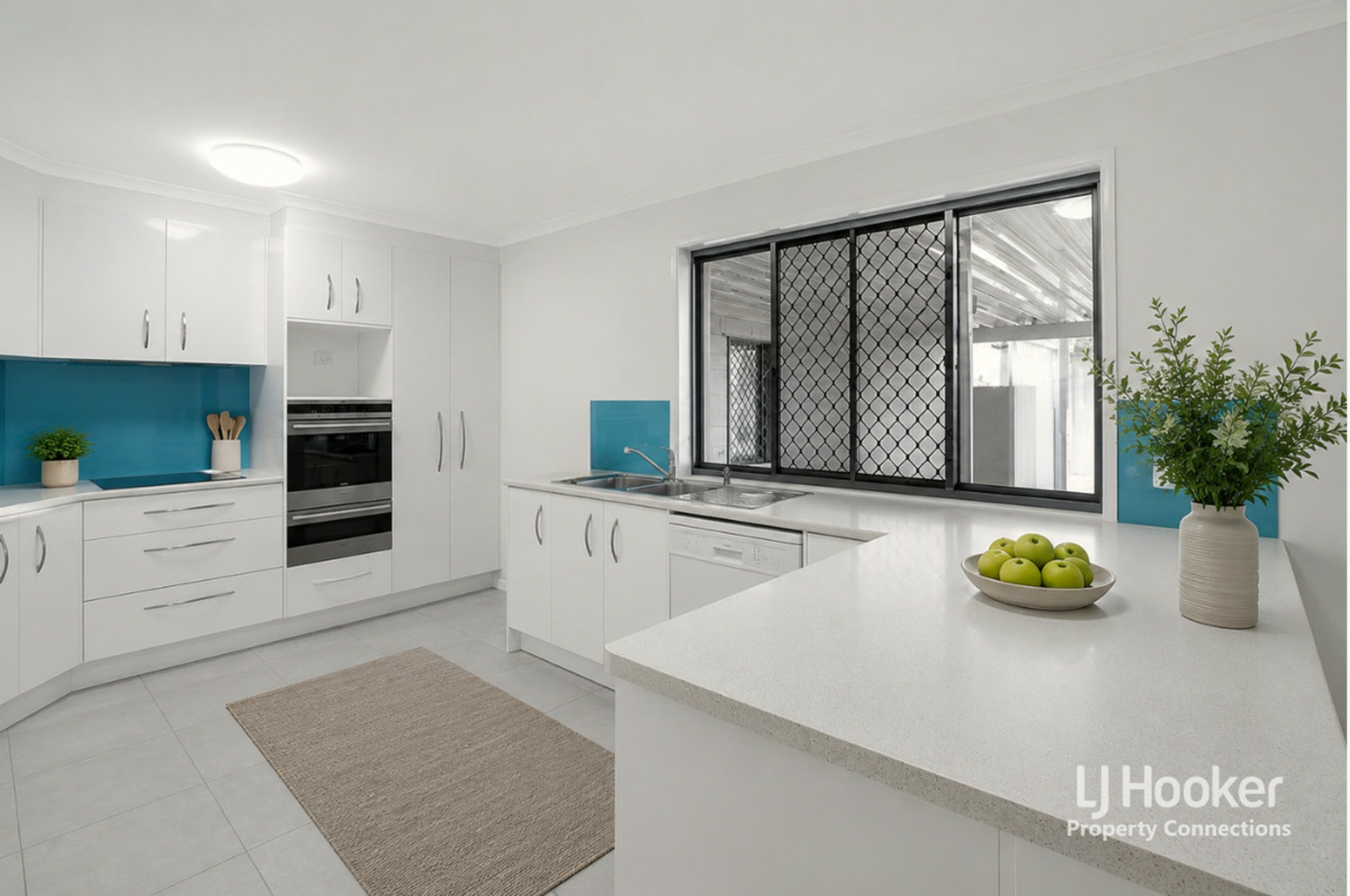 25 Grogan Road. — photo 3 of 17