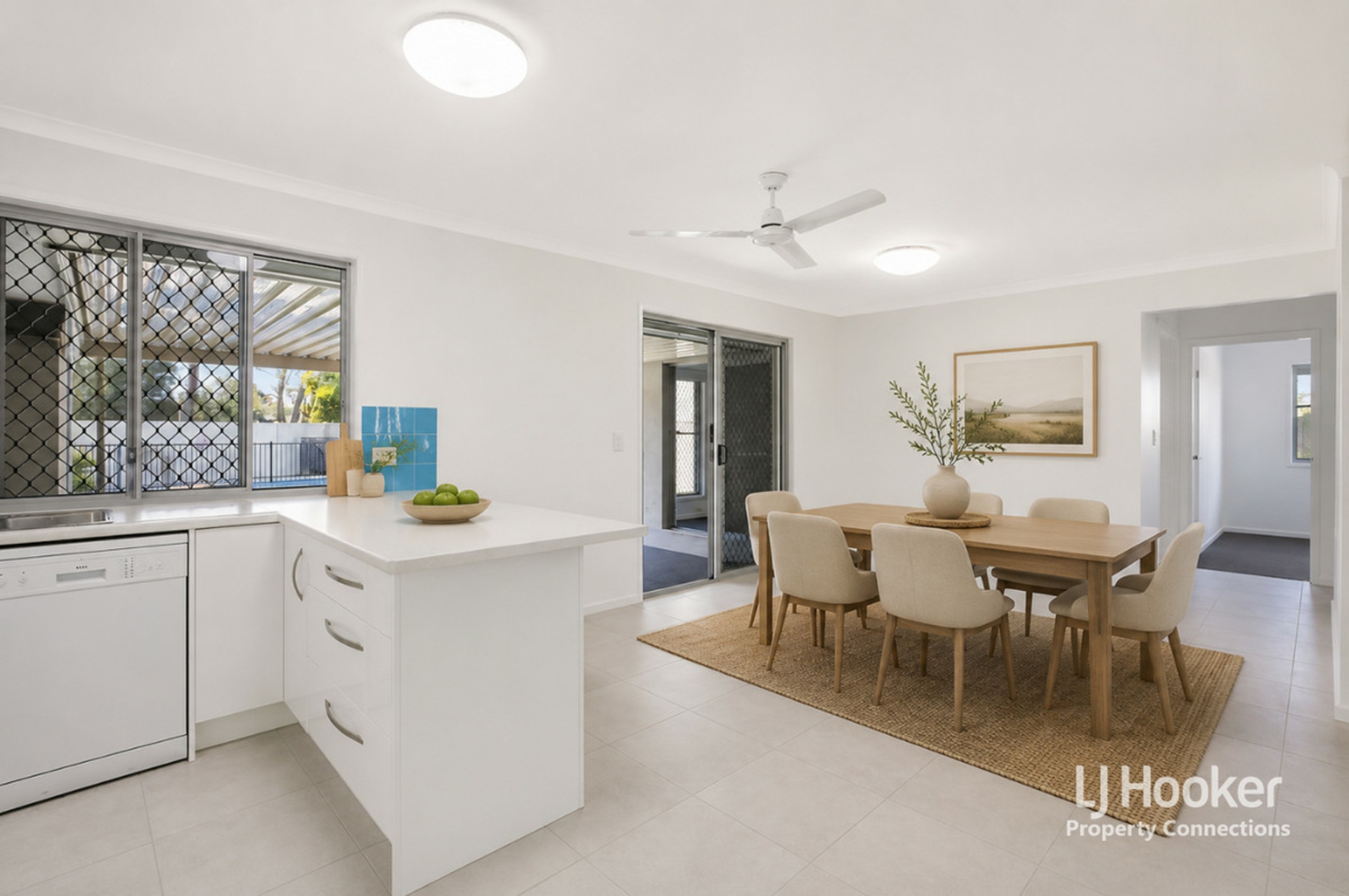 25 Grogan Road. — photo 4 of 17