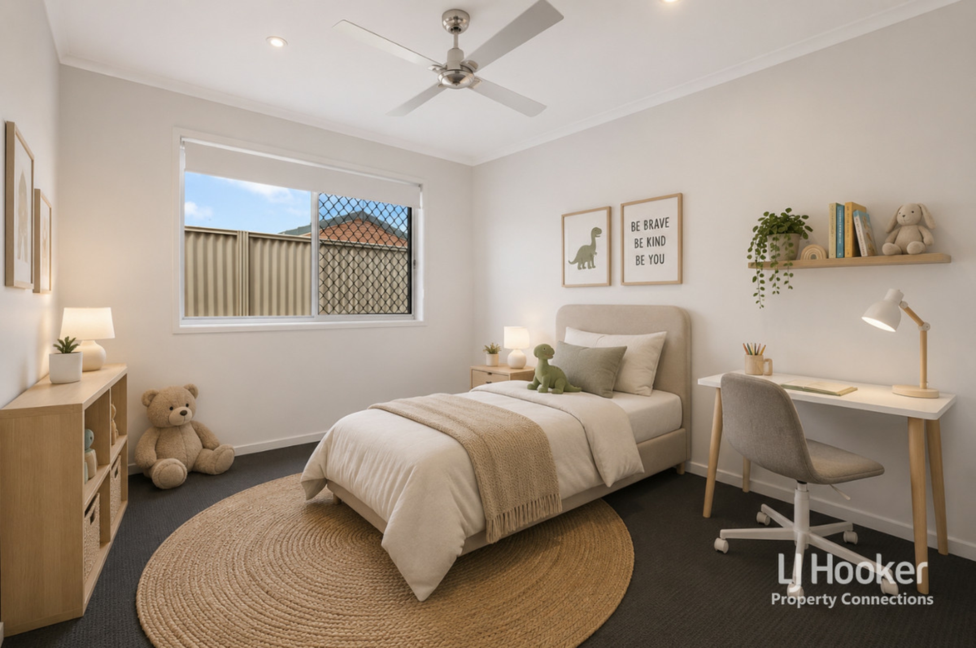 25 Grogan Road. — photo 8 of 17