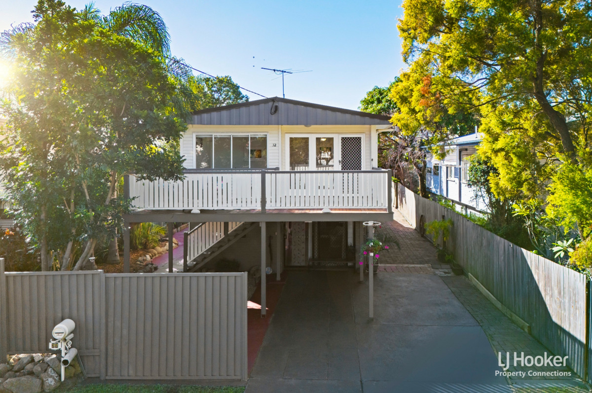 32 Ewan Street — photo 2 of 30
