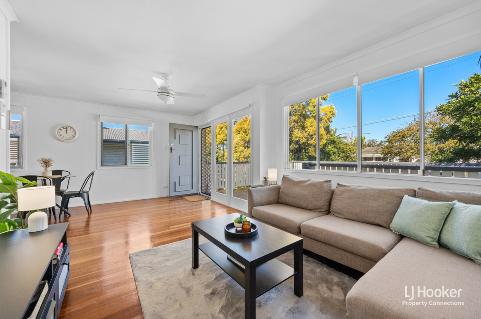 32 Ewan Street — photo 4 of 30