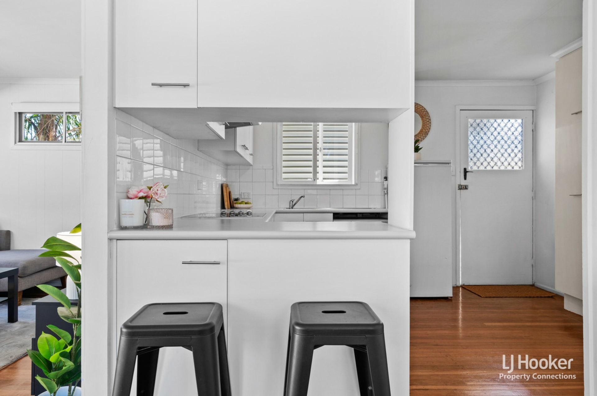32 Ewan Street — photo 8 of 30