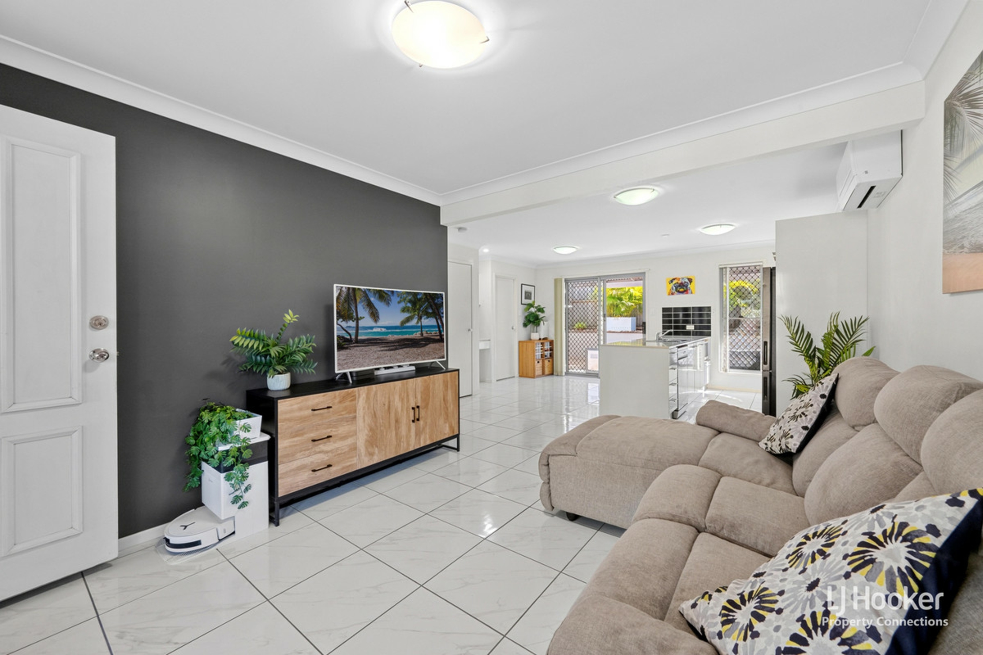 26/1 Gumview Street — photo 3 of 18