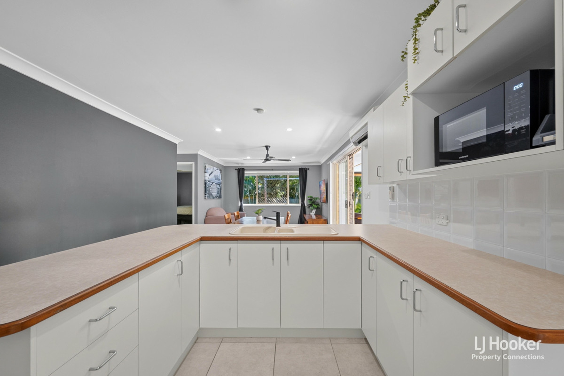 83 Hickory Drive — photo 13 of 30