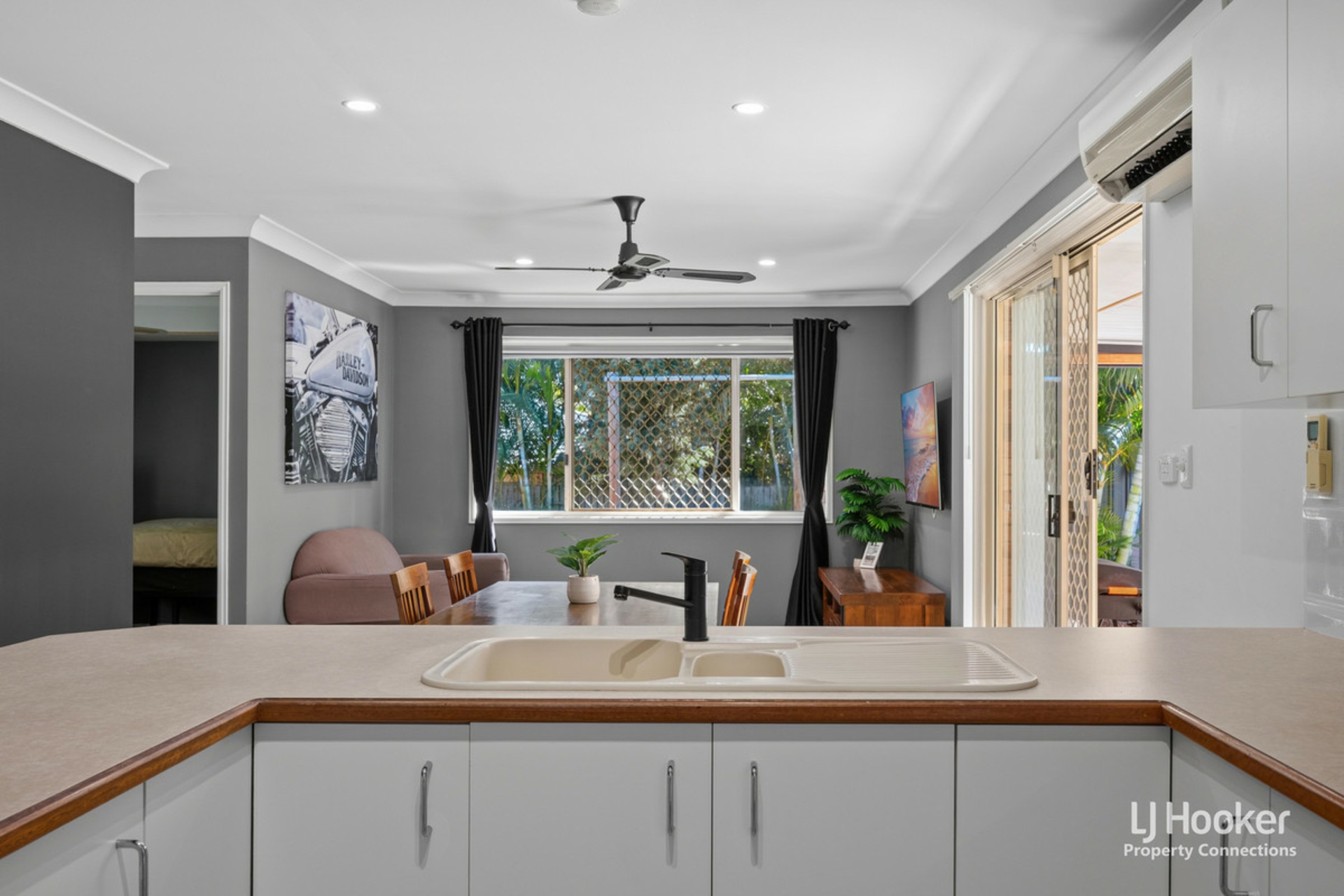 83 Hickory Drive — photo 14 of 30