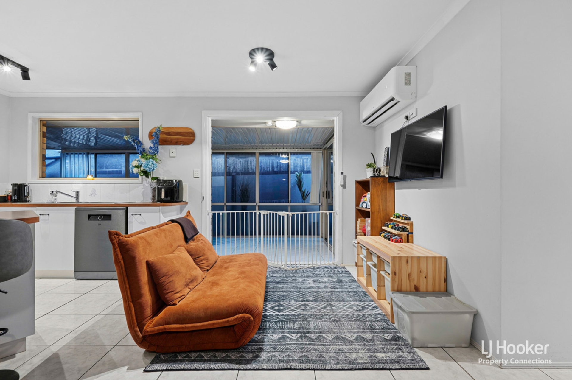 1 Wright Court — photo 4 of 17