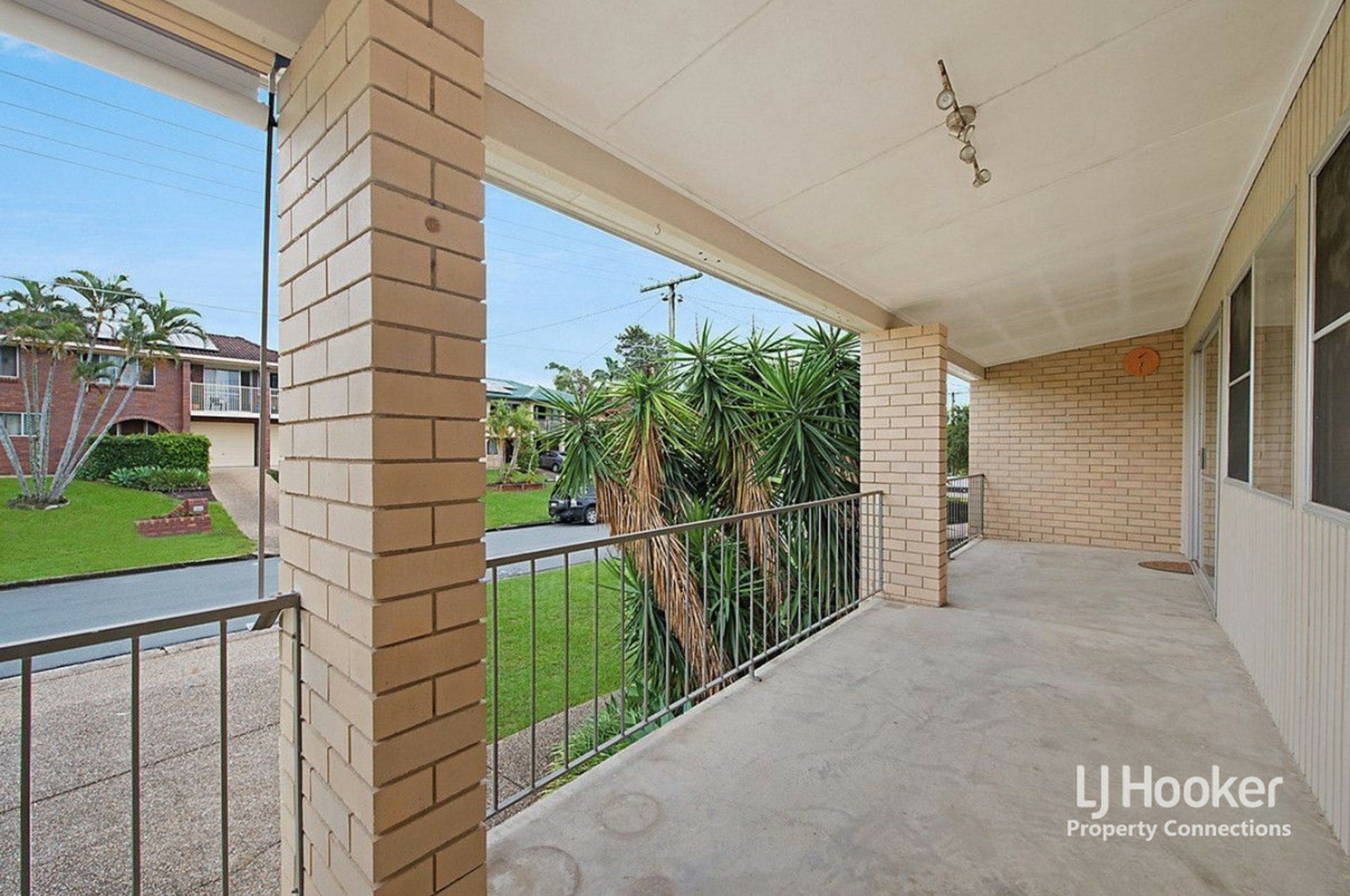 45 Windemere Road — photo 5 of 14