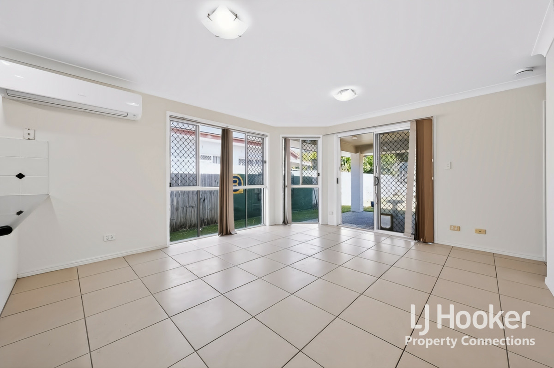 14 St Helens Road — photo 10 of 18