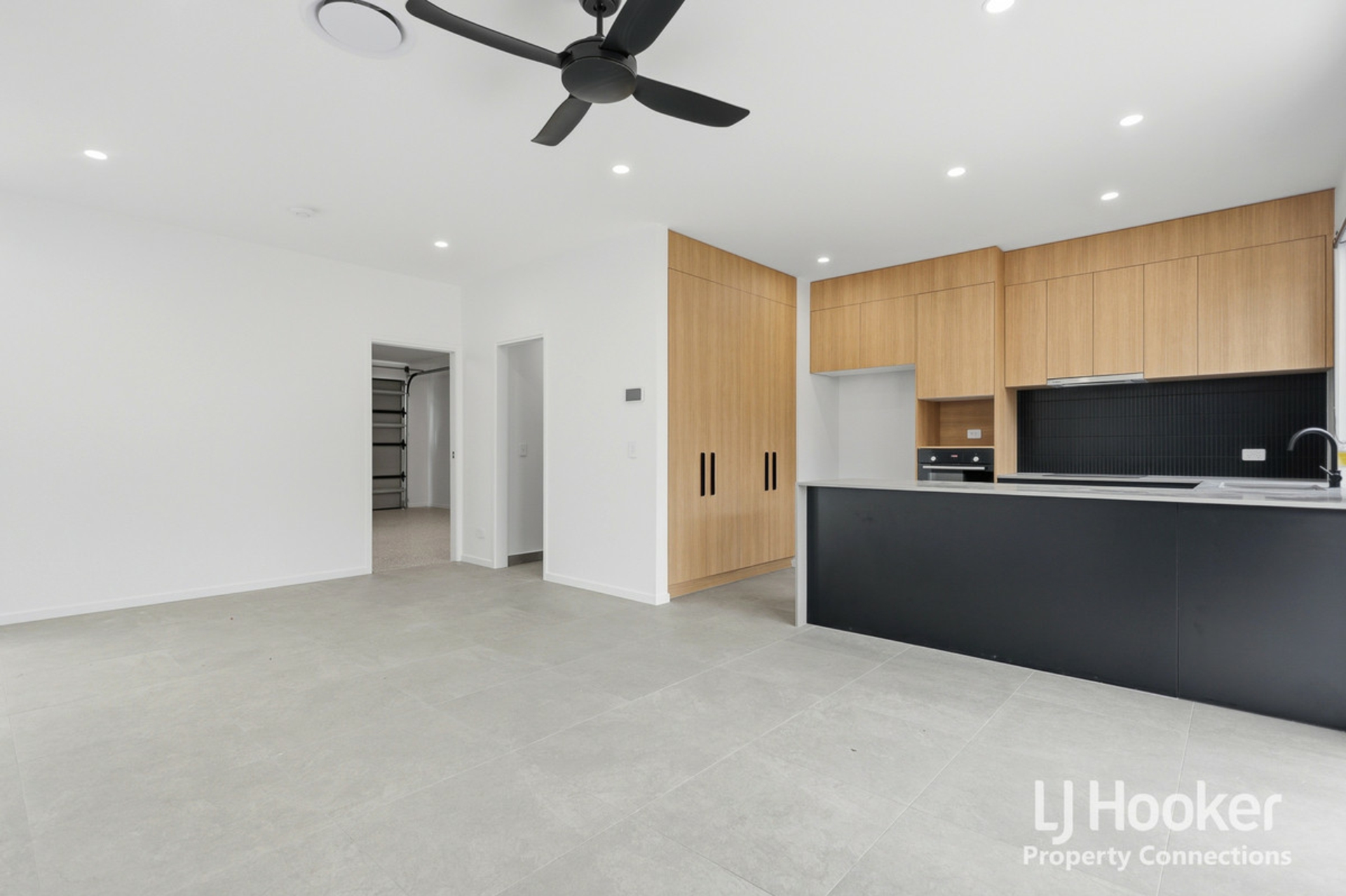 60/110 Greensill Road — photo 3 of 12
