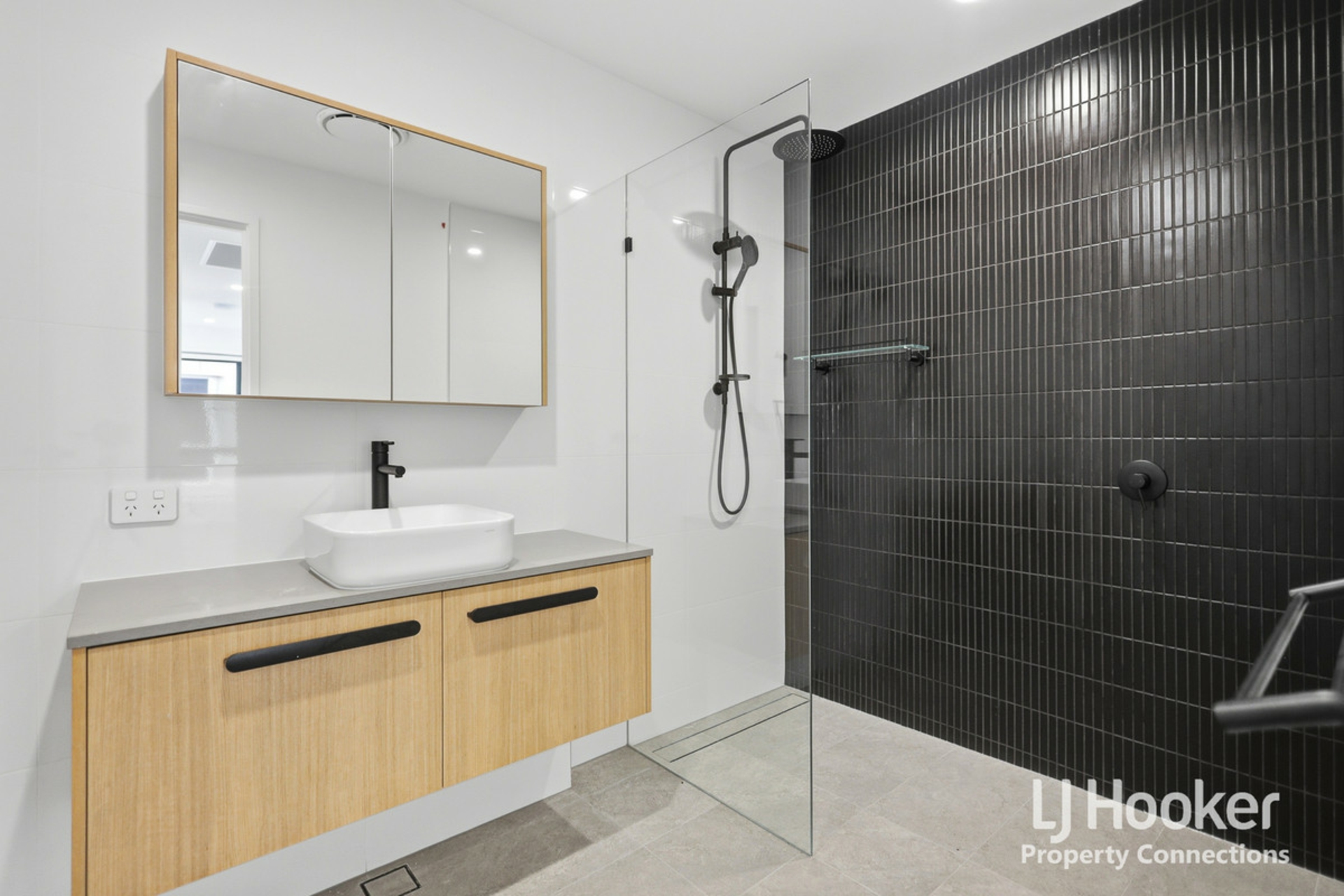 60/110 Greensill Road — photo 10 of 12