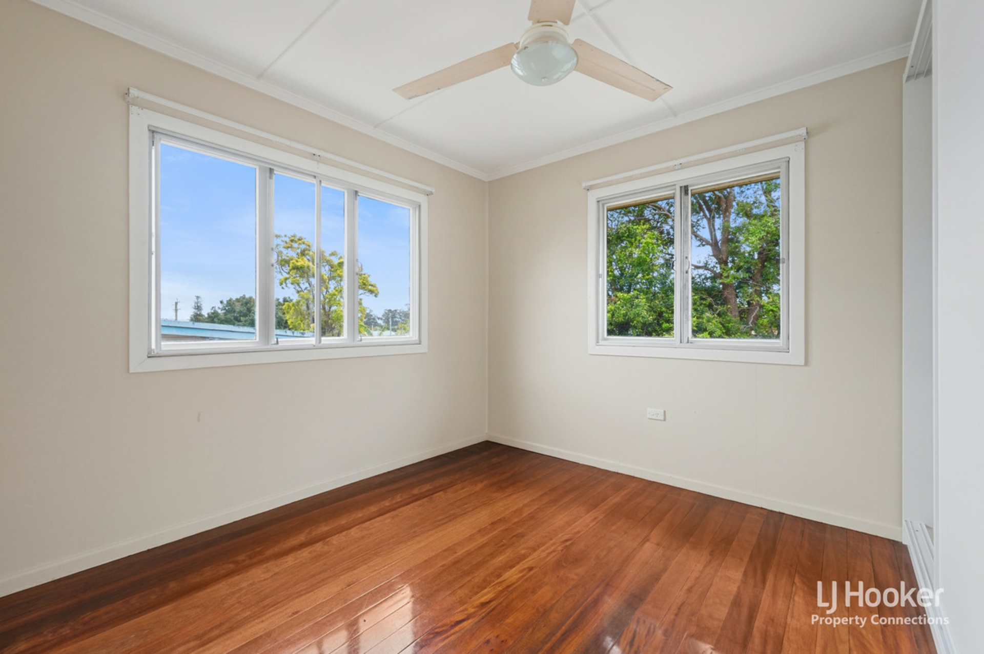 27 Parkmore Street — photo 6 of 14