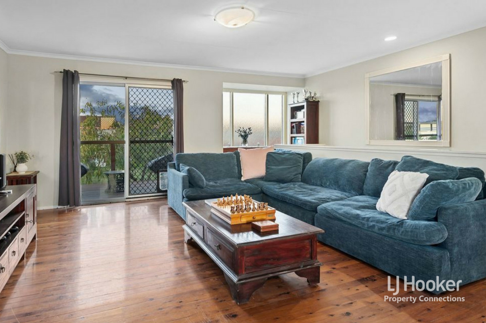 44 Varndell Street — photo 2 of 14