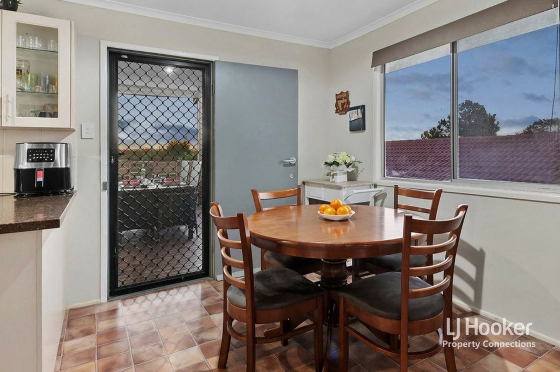 44 Varndell Street — photo 5 of 14