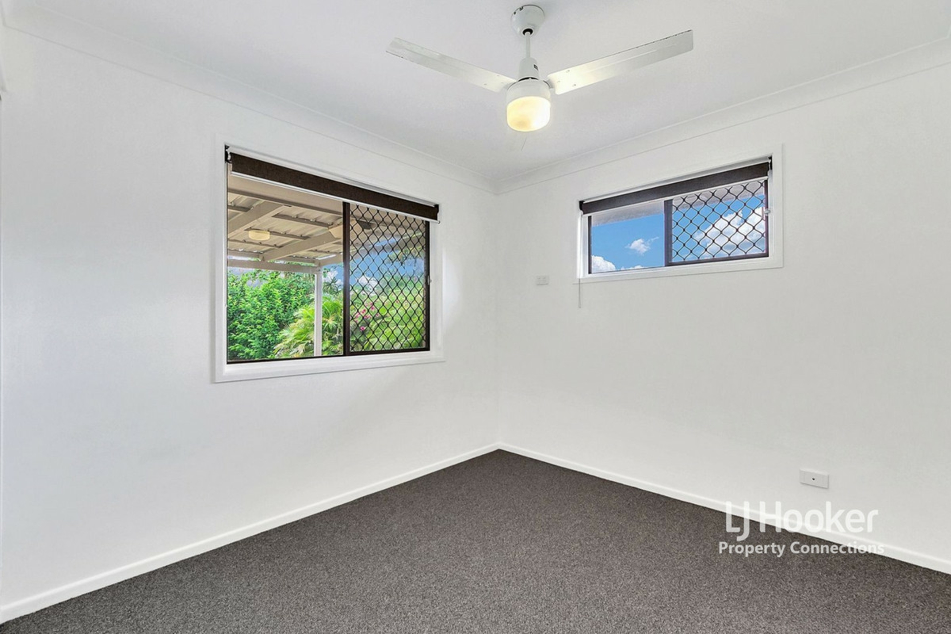 11 Stephanie Street — photo 8 of 10
