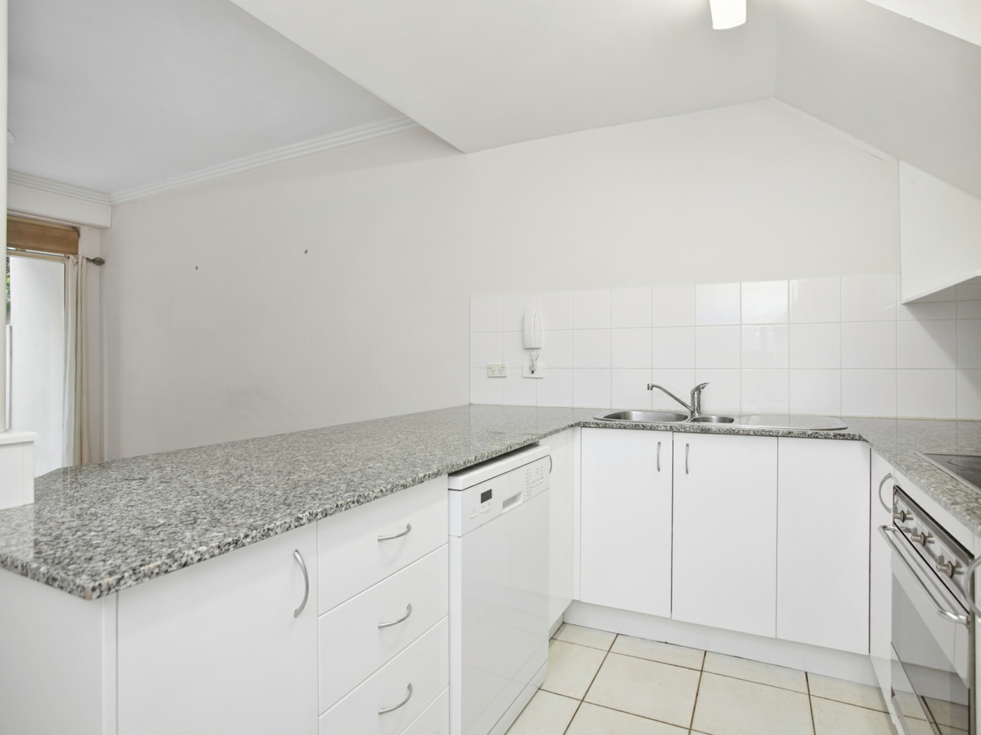 1/51 Pittwater Road, MANLY