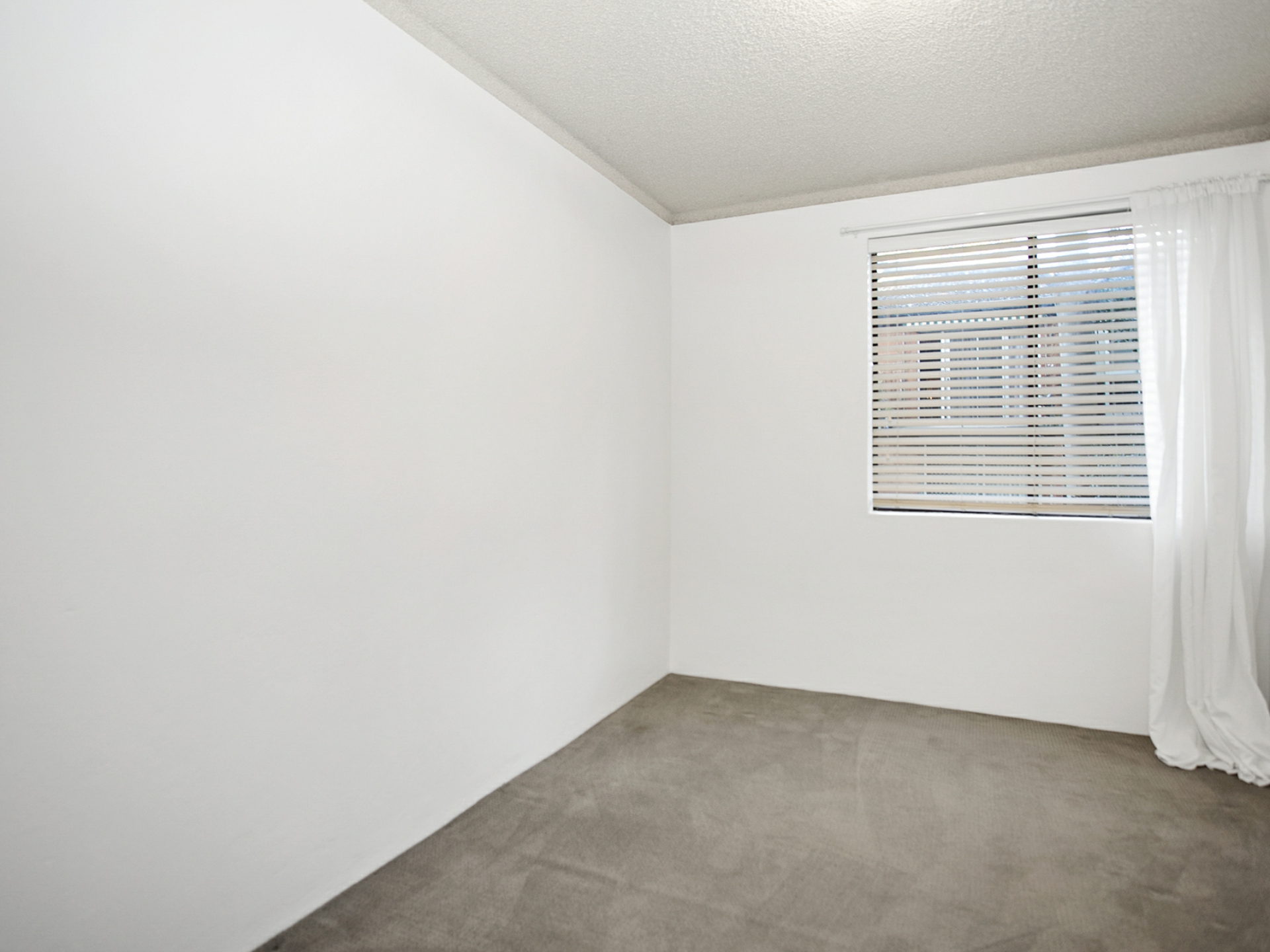 2/45 Campbell Parade, MANLY VALE