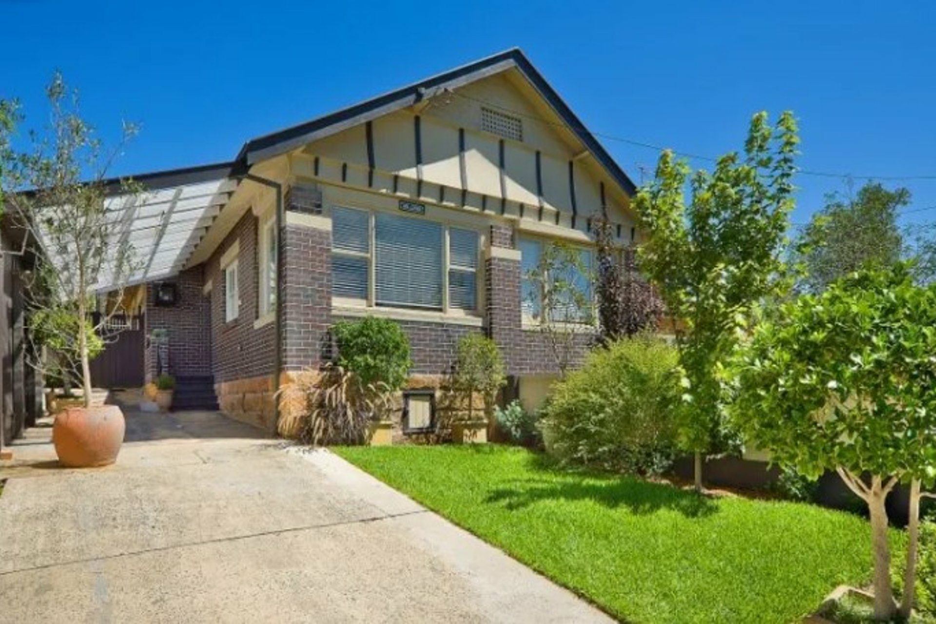 469 Sydney Road — photo 6 of 8