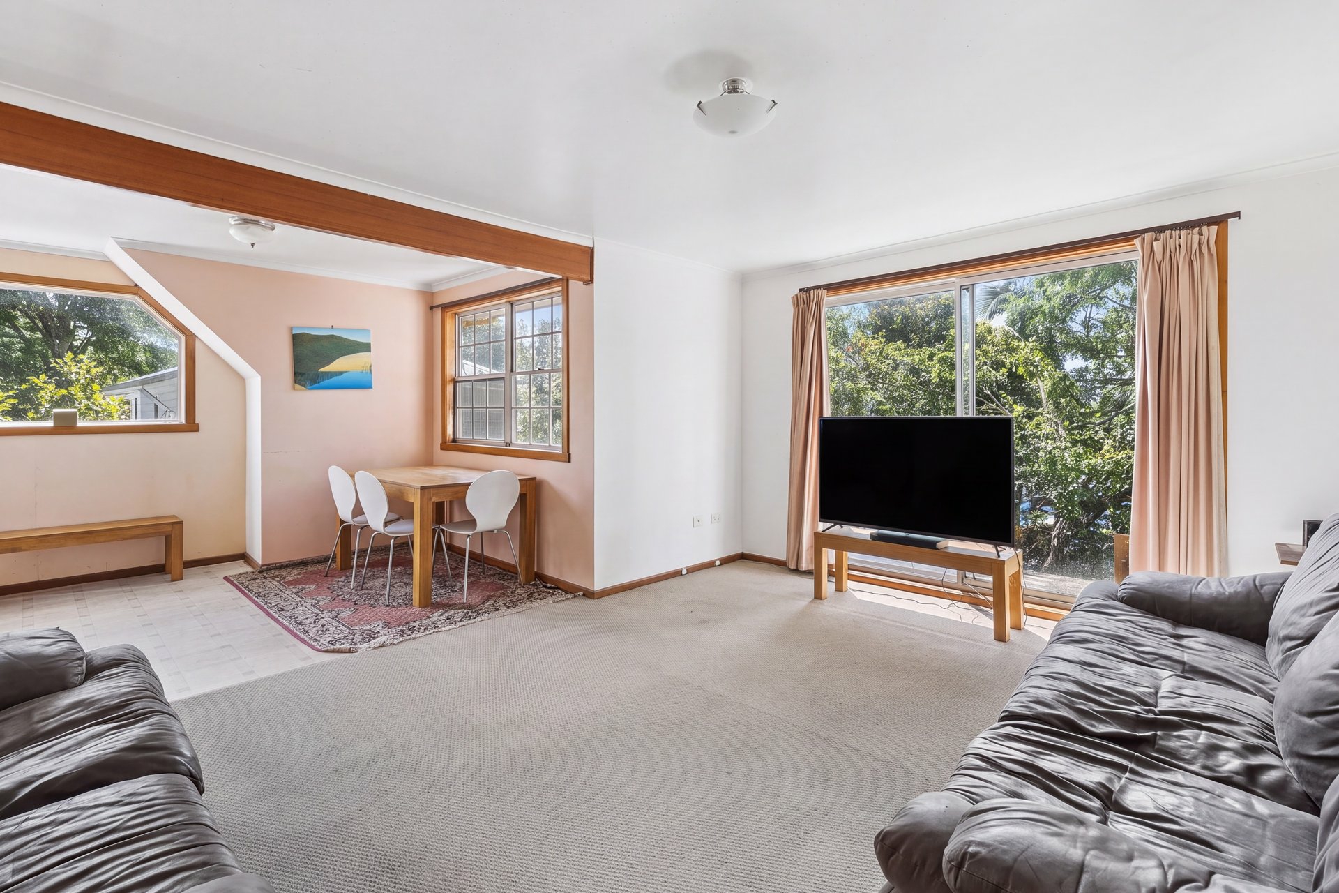 17 Daisy Street — photo 10 of 18