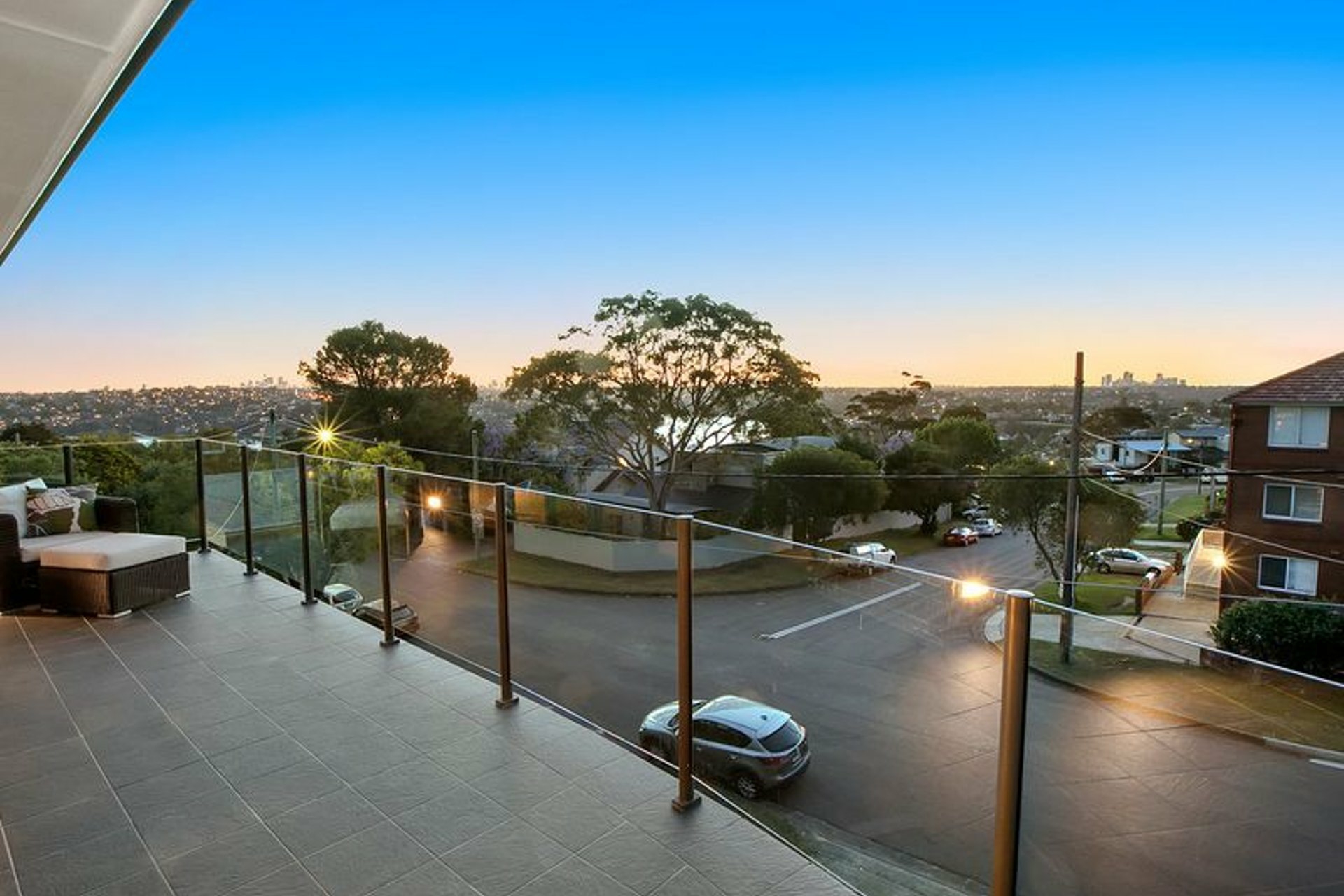 2/8 Maretimo Street — photo 21 of 25