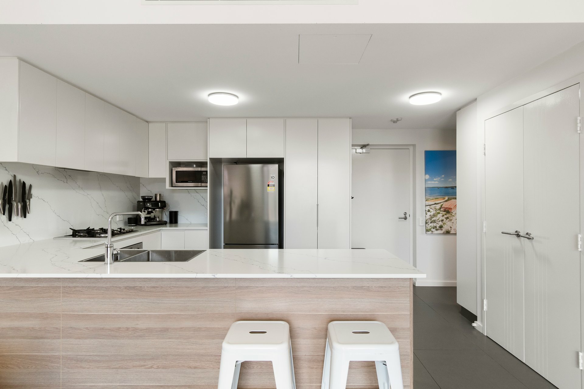 6/323-325 Sydney Road — photo 5 of 10