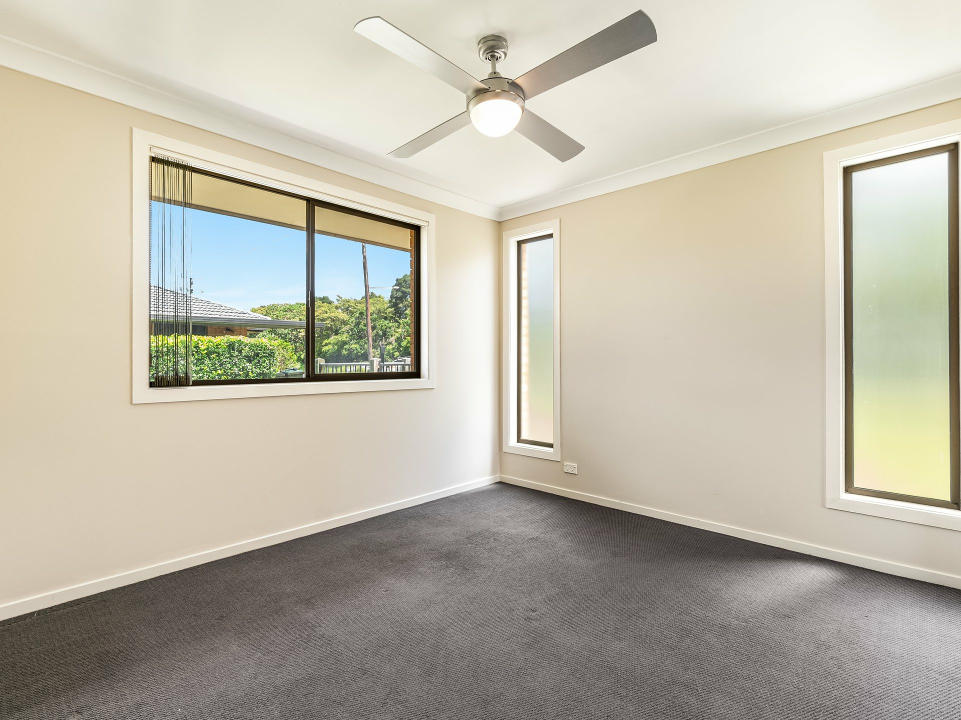 1/242 Lismore Road Wollongbar NSW DuplexSemidetached for Sale LJ