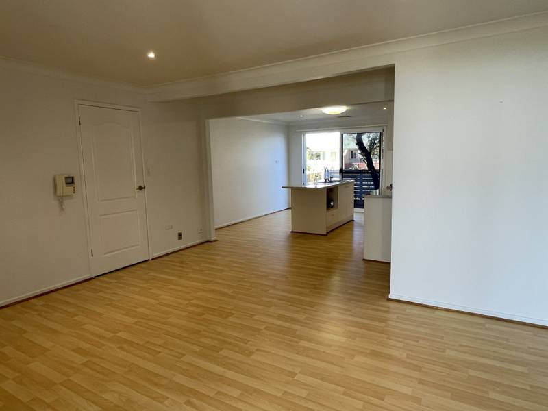 15 Lucinda Ave, KILLARNEY VALE