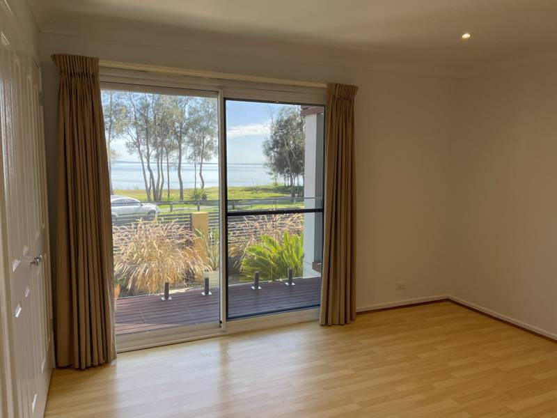 15 Lucinda Ave, KILLARNEY VALE