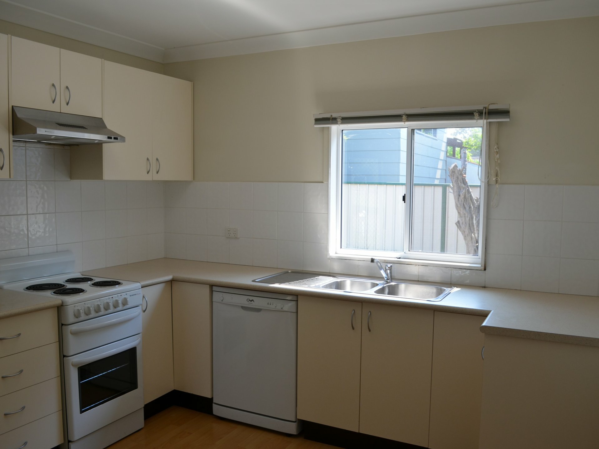 1A Sunshine Avenue, CHITTAWAY POINT