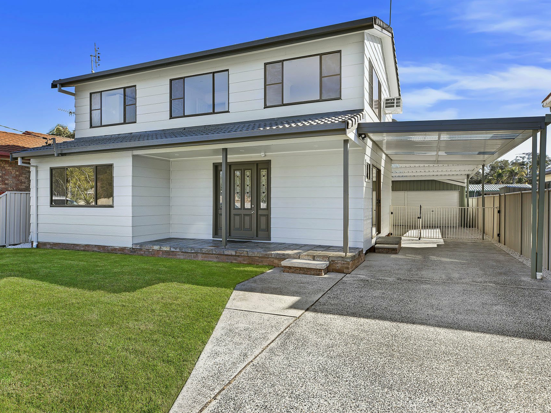 33 St James Avenue Berkeley Vale NSW