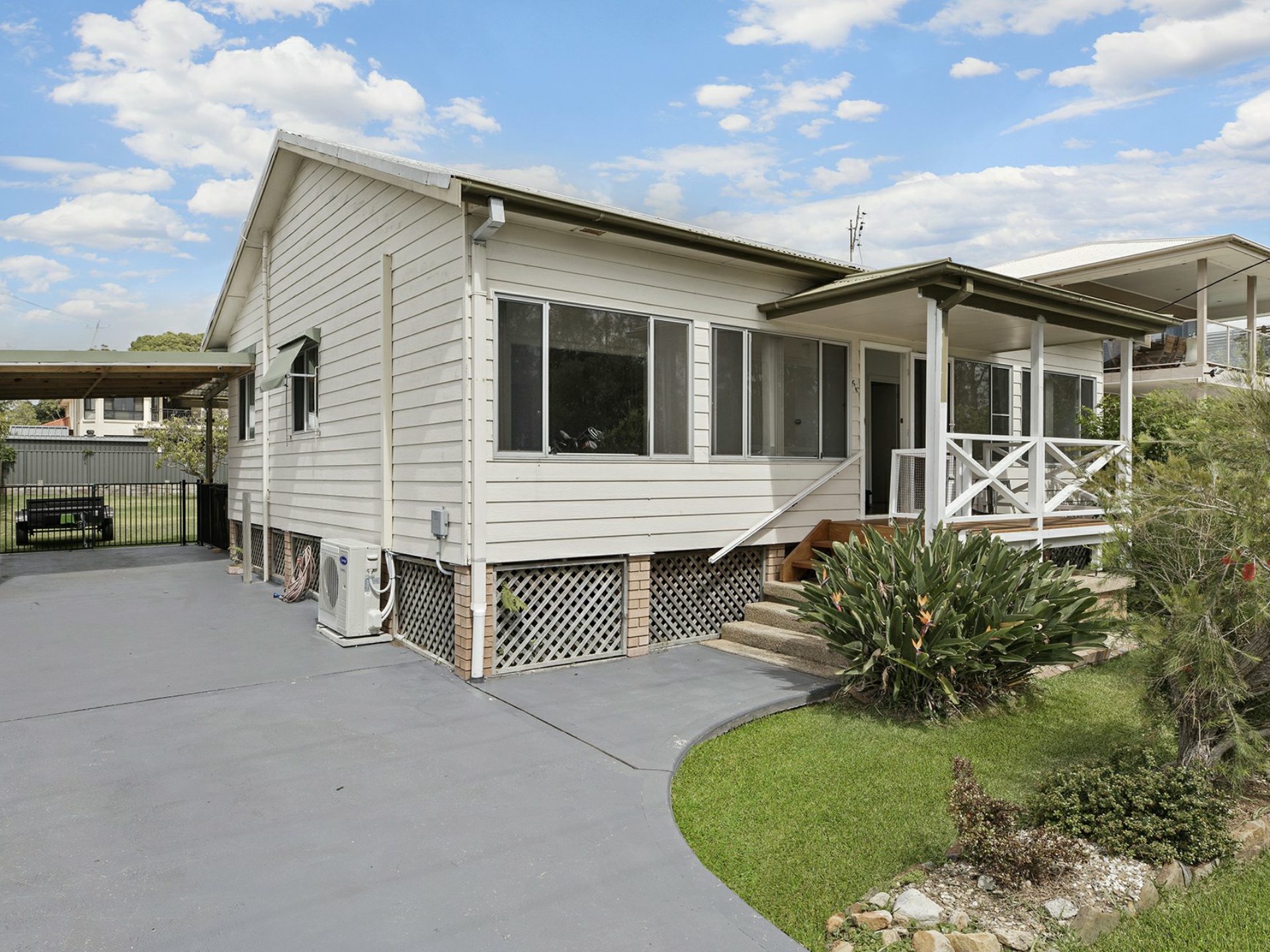 60 Lucinda Avenue Killarney Vale NSW Property Details LJ Hooker