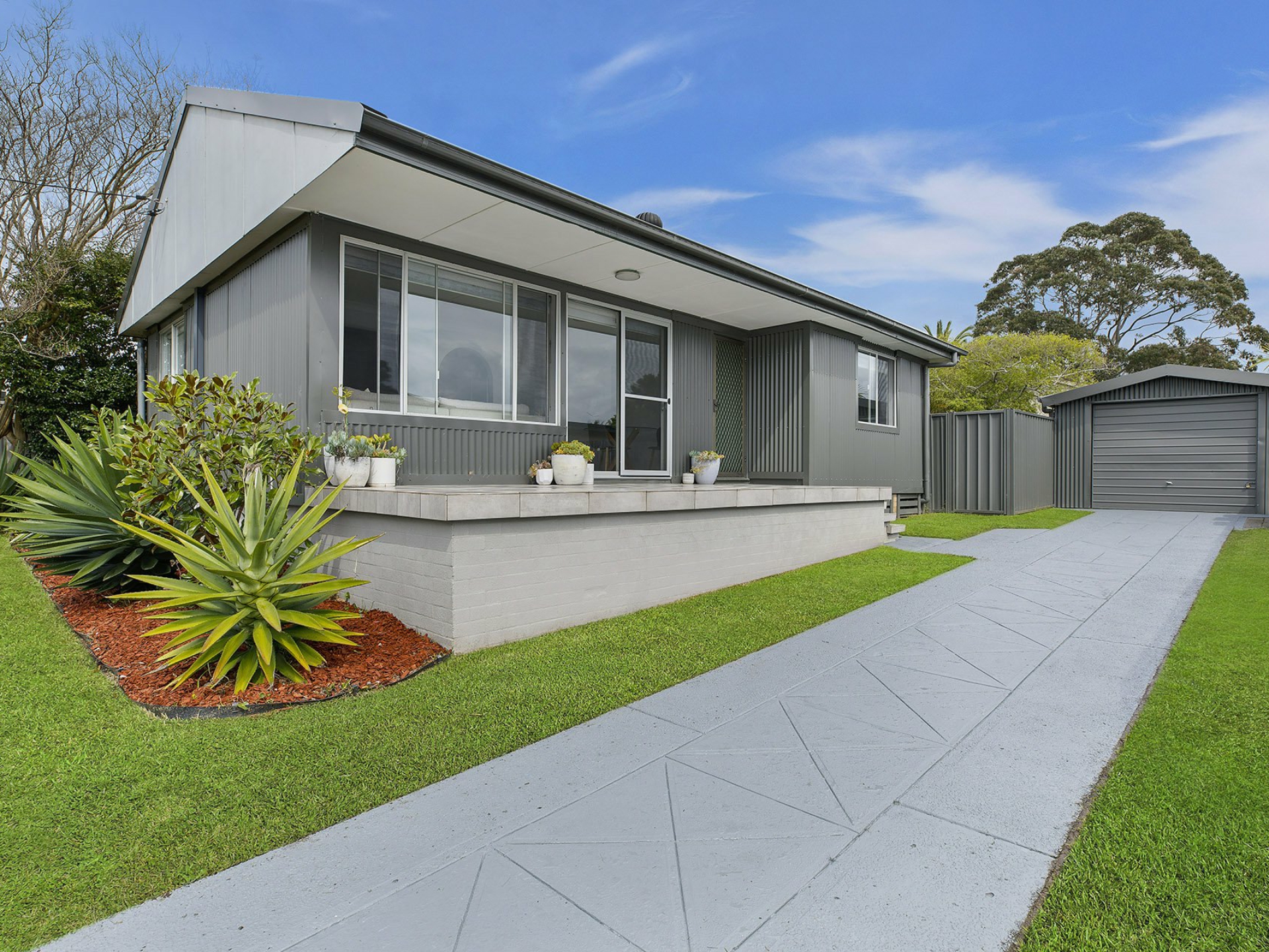 49 Brooke Avenue Killarney Vale NSW