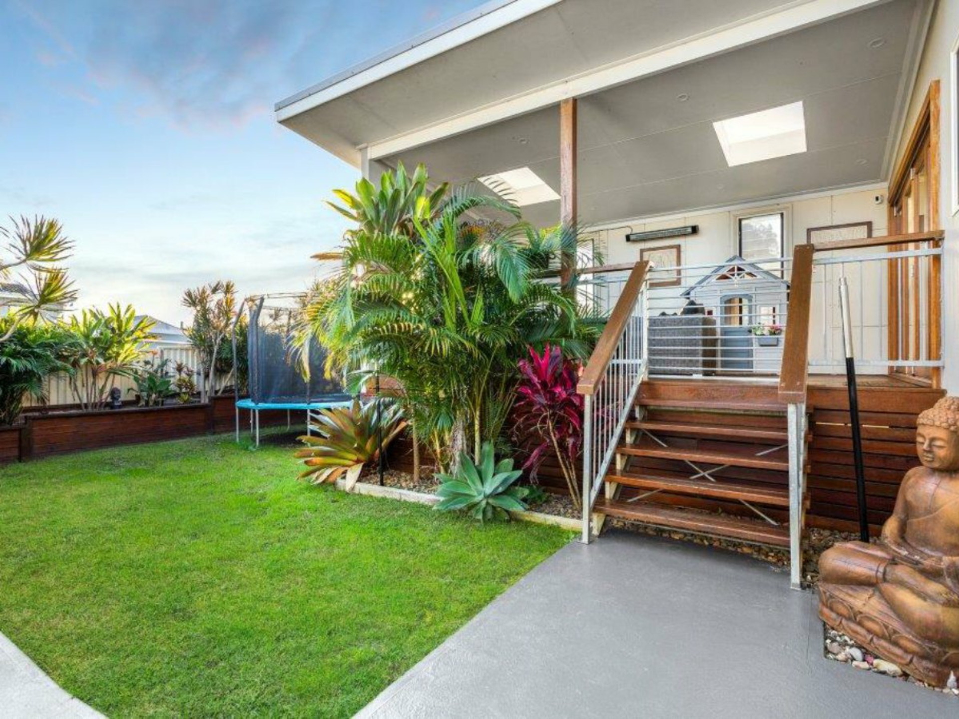 12 Robertson Road, KILLARNEY VALE