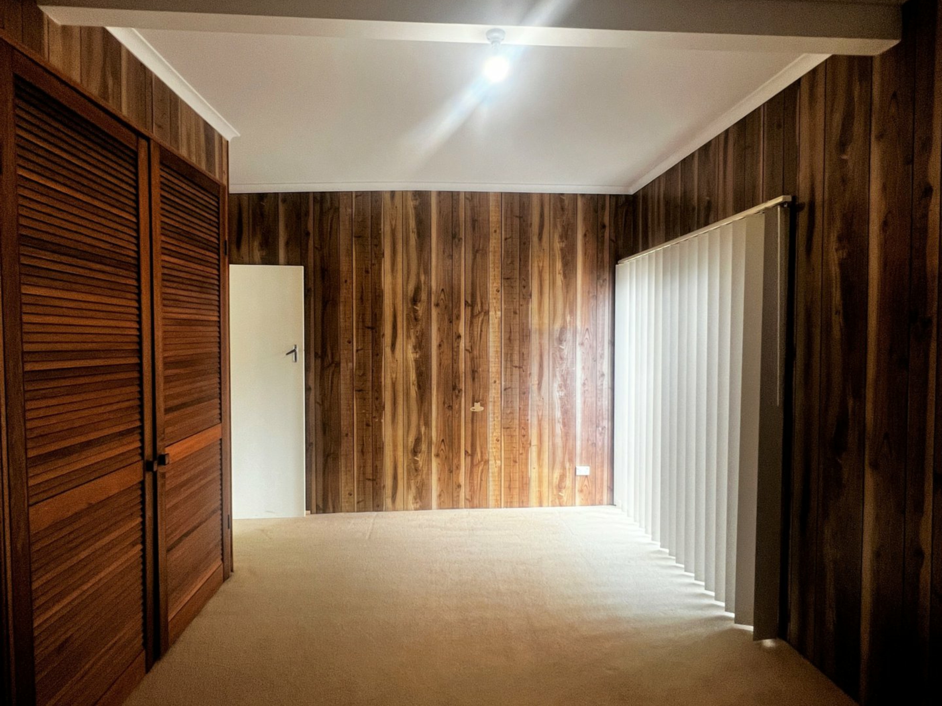 1 Sunshine Avenue, CHITTAWAY POINT