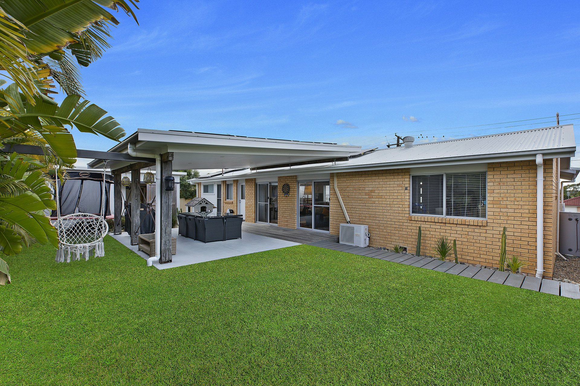 19 Main Street Killarney Vale NSW
