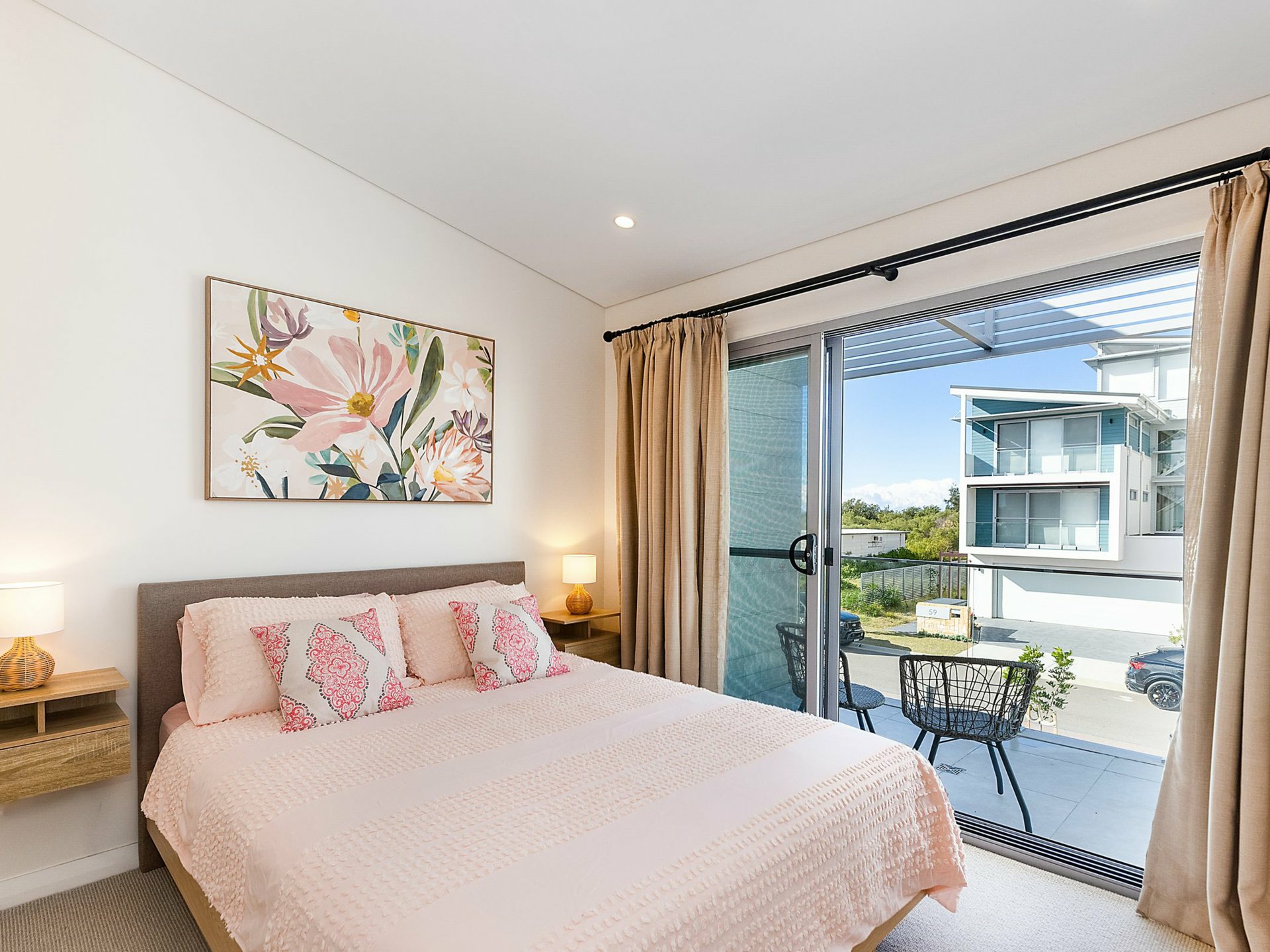 76 White Haven Avenue, MAGENTA