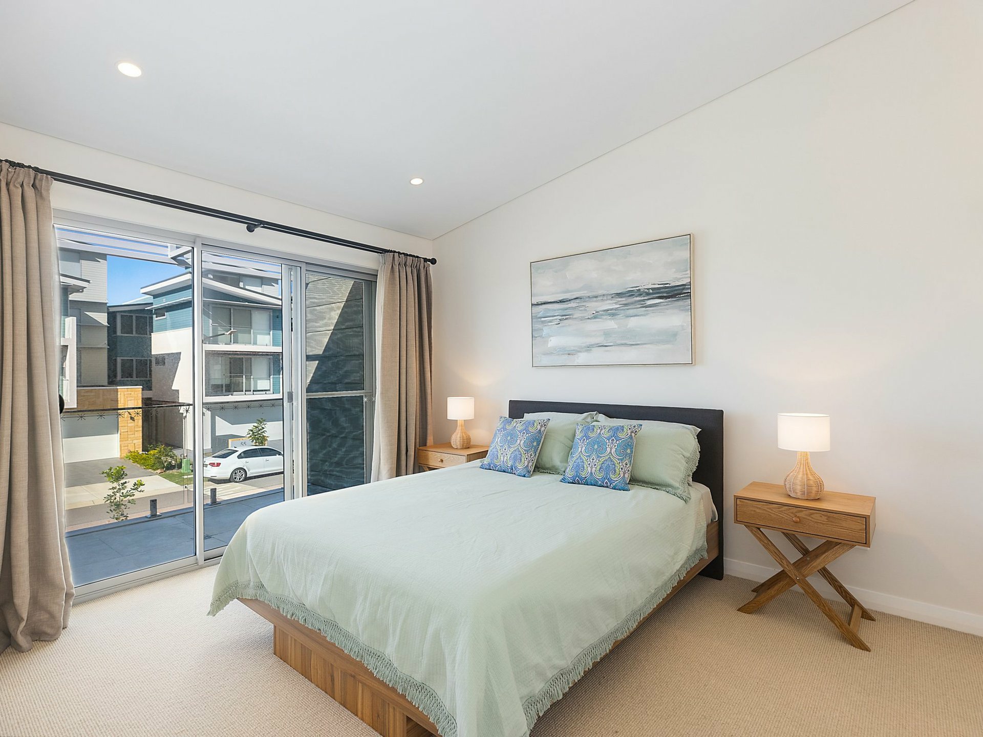 76 White Haven Avenue, MAGENTA