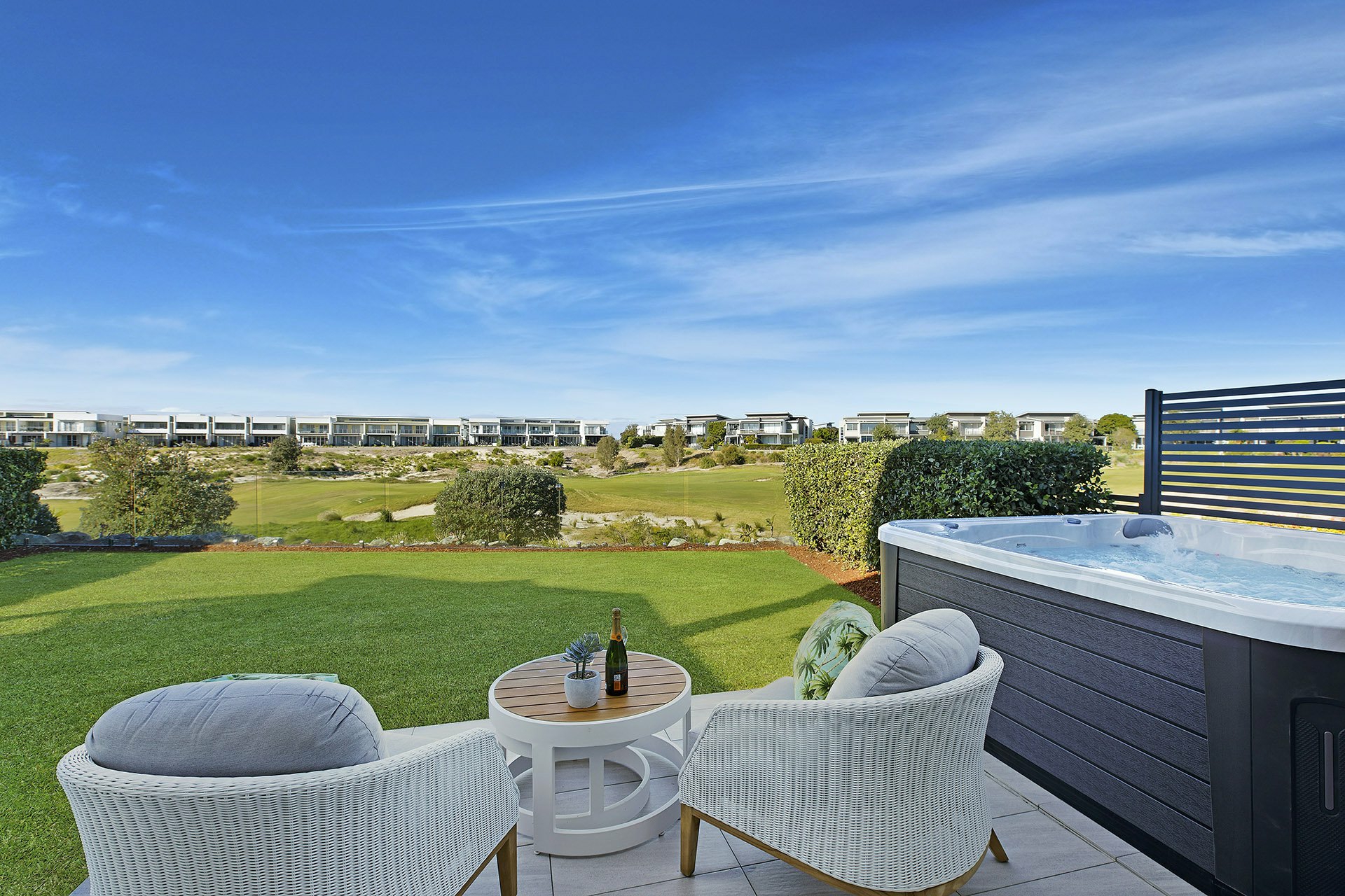 5 Sawgrass Crescent, MAGENTA