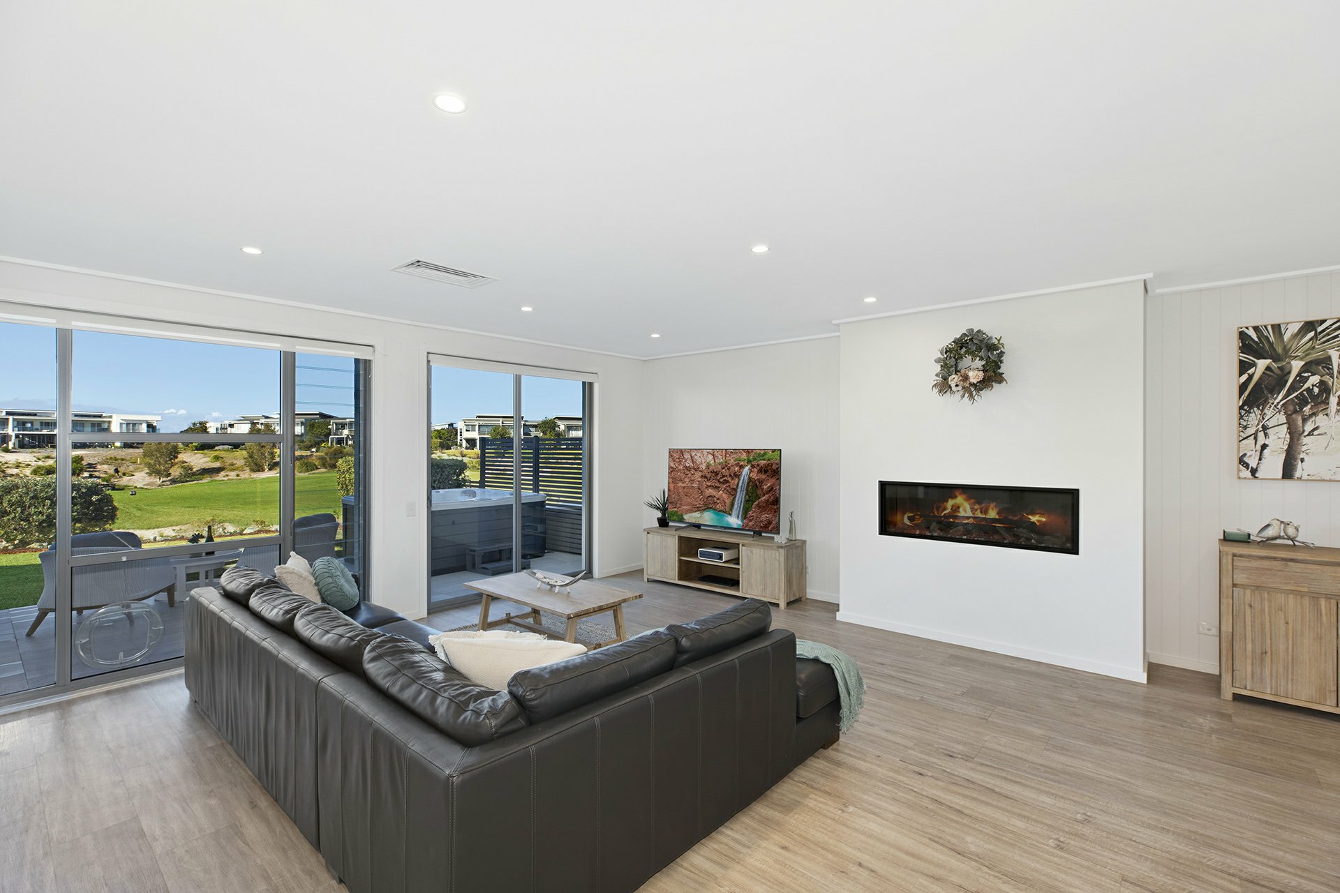 5 Sawgrass Crescent, MAGENTA