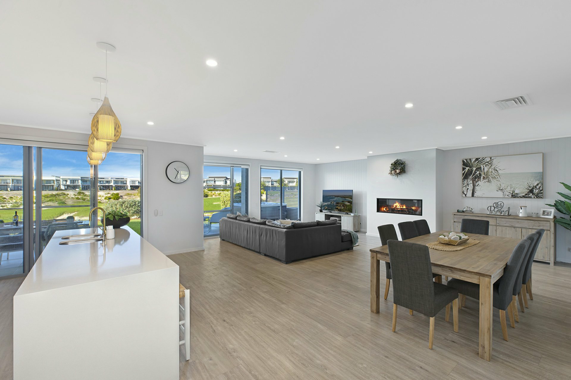 5 Sawgrass Crescent, MAGENTA
