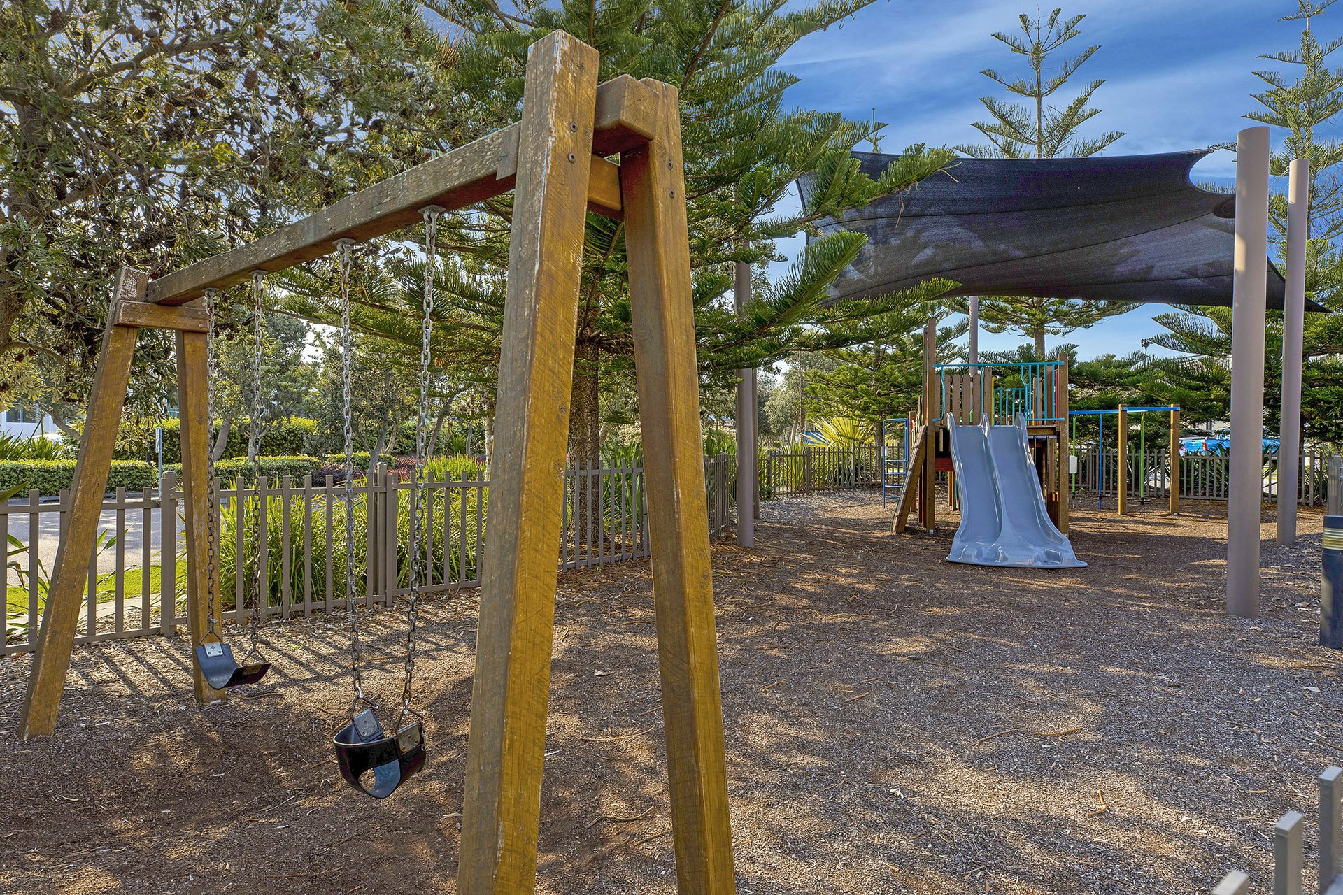 5 Sawgrass Crescent, MAGENTA