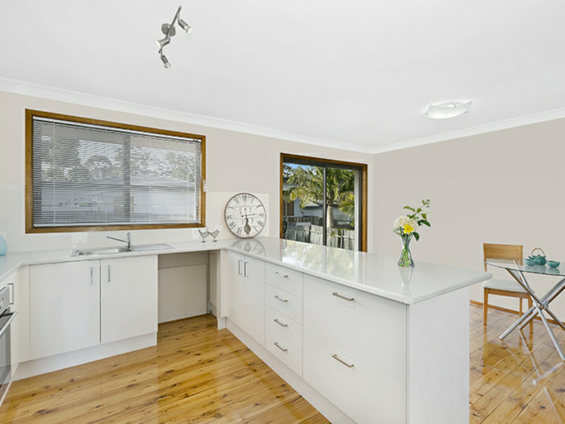 42 Seawind Terrace, BERKELEY VALE
