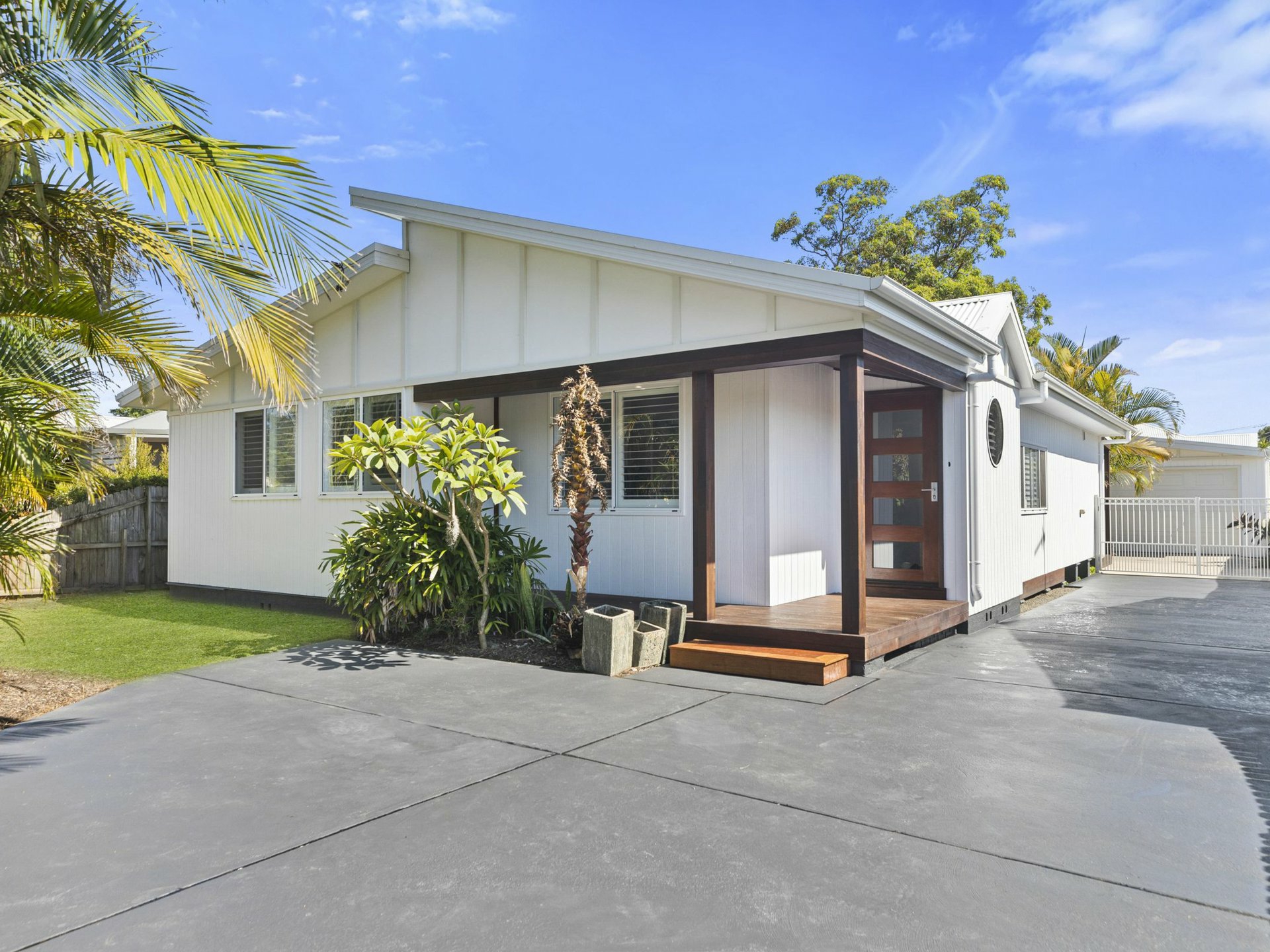 42 Shelly Beach Road, LONG JETTY