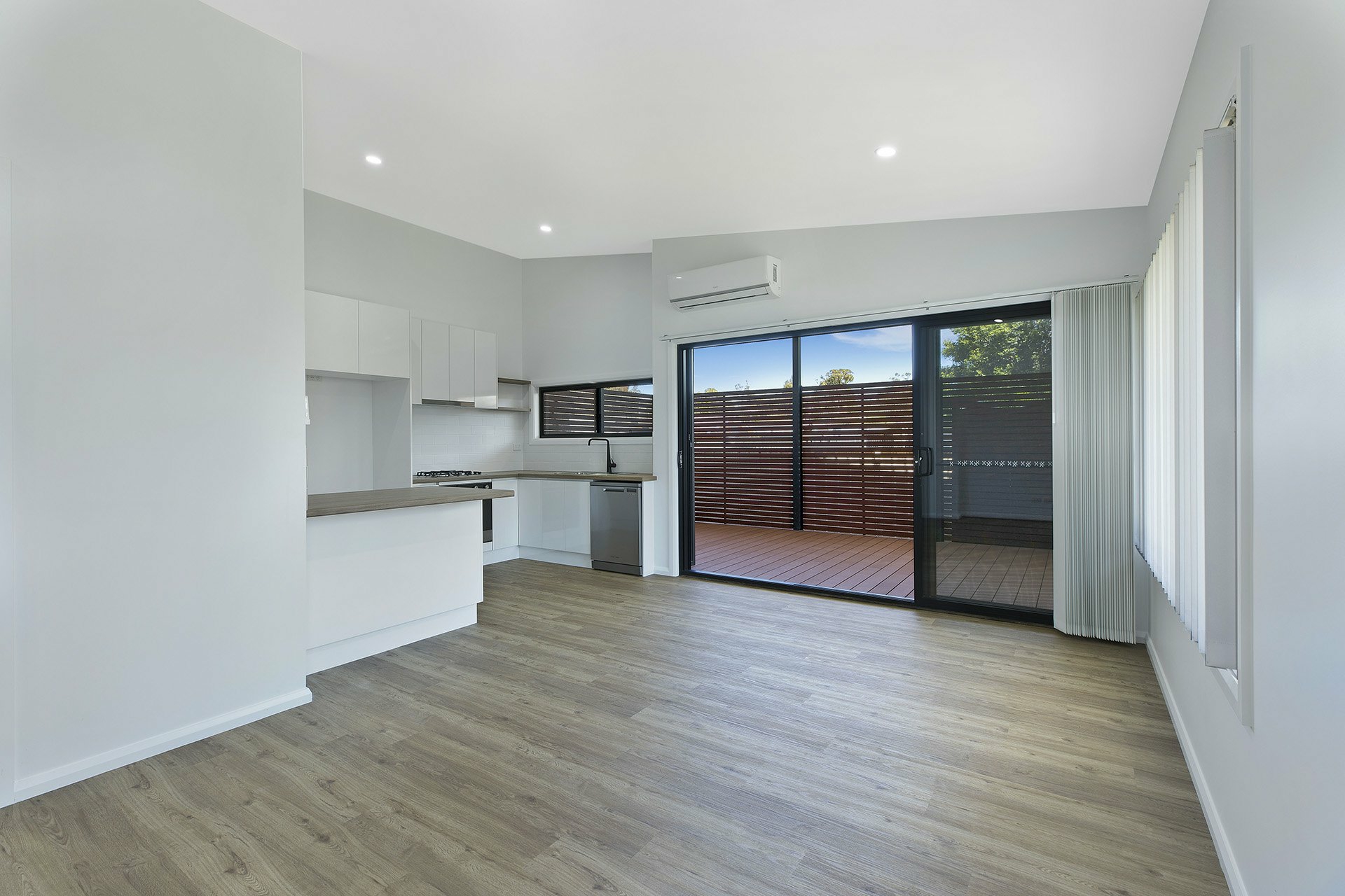 12a Jean Avenue, BERKELEY VALE