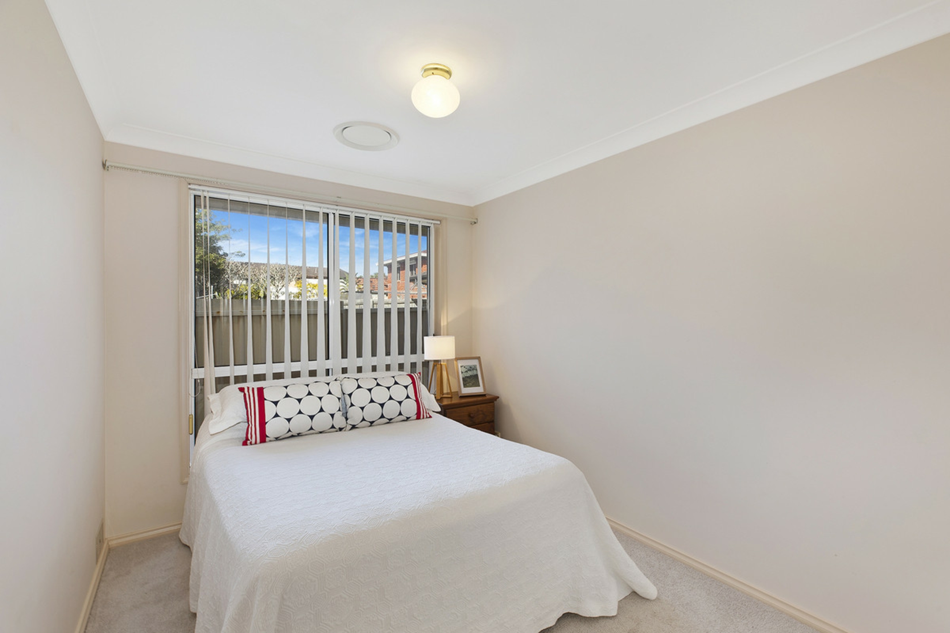 20a Warrigal Street, THE ENTRANCE
