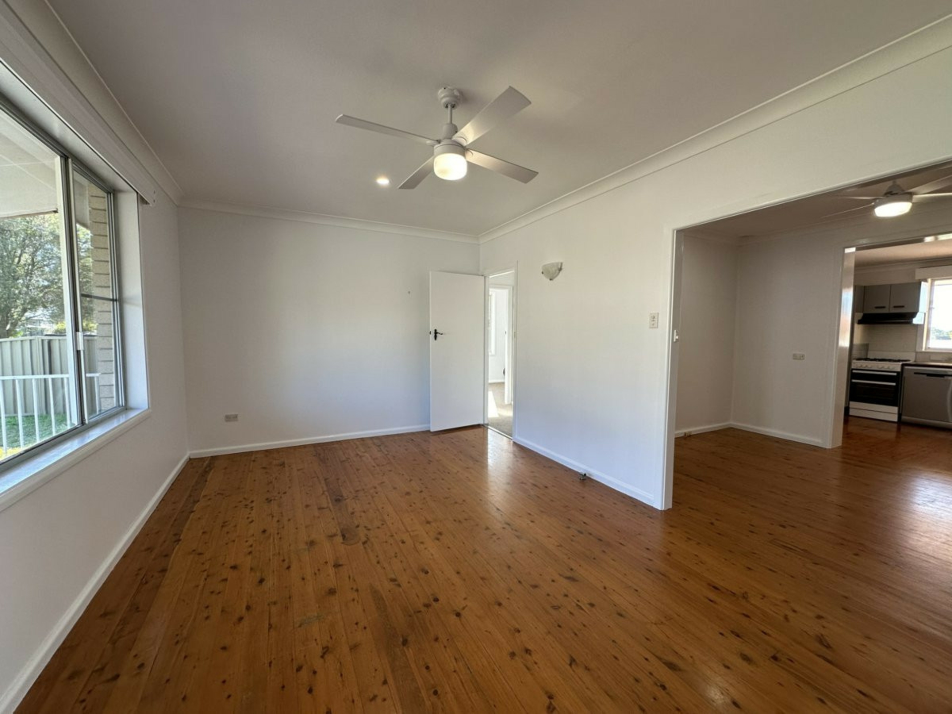 72 Brooke Avenue, KILLARNEY VALE