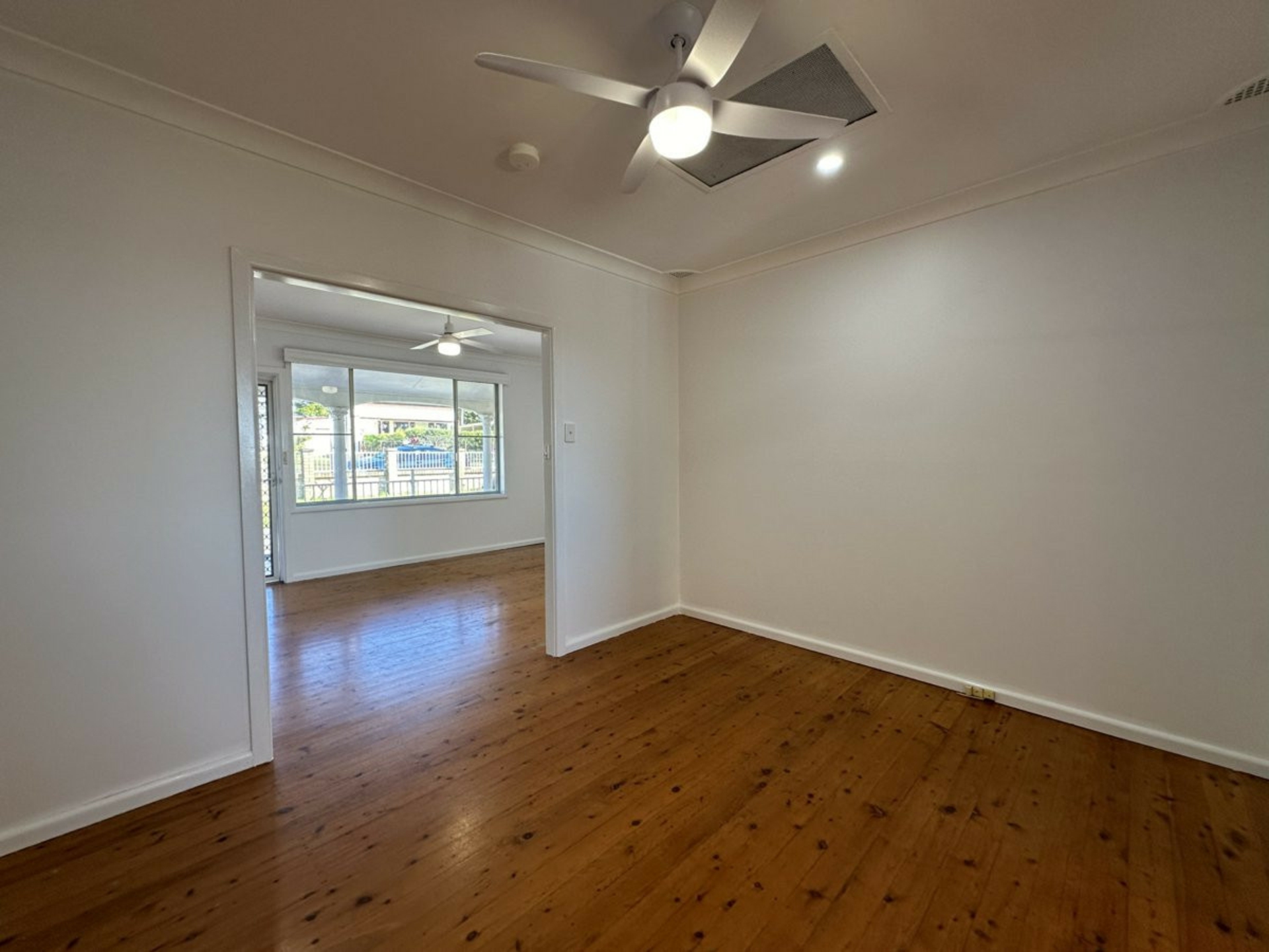 72 Brooke Avenue, KILLARNEY VALE