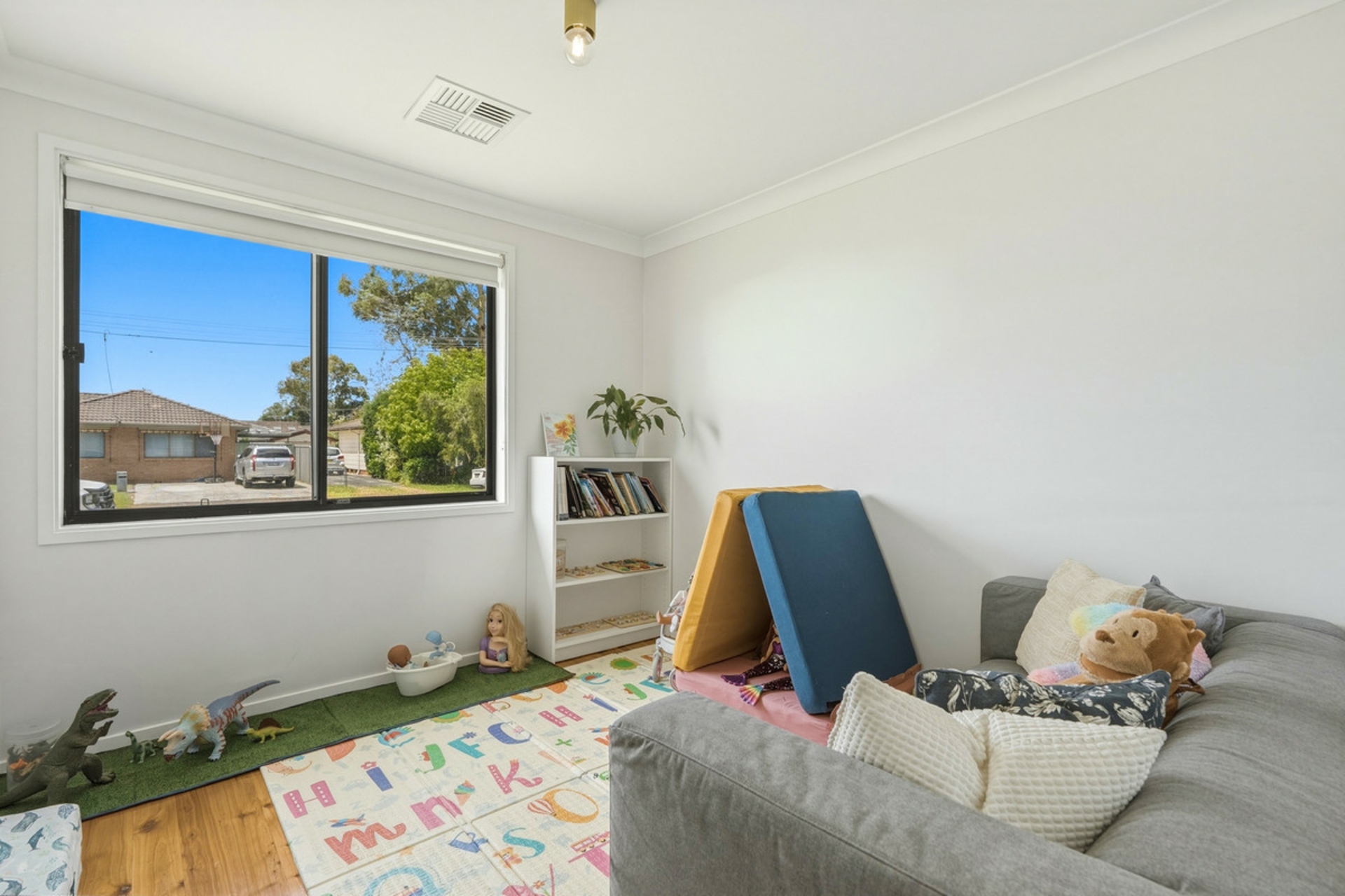20 Moloki Avenue — photo 8 of 14