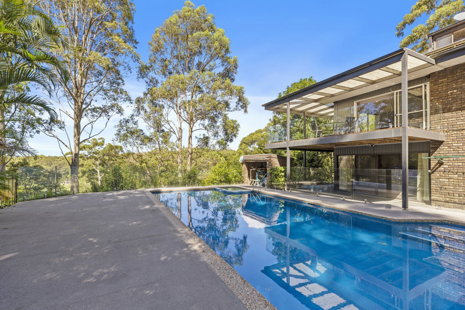 11 Rutherford Drive — photo 3 of 30